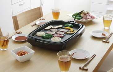 【当店イチオシ★】ホットプレート APA-135-T 3枚 送料無料 調理家電 調理器具 調理 料理 ブラウン アイリスオーヤマ ホットプレート 3枚 焼肉 焼き肉 たこ焼き 網焼き風 平面 3枚セット たこ焼き器 焼そば 平面プレート 波型プレート【time】 あす楽対応