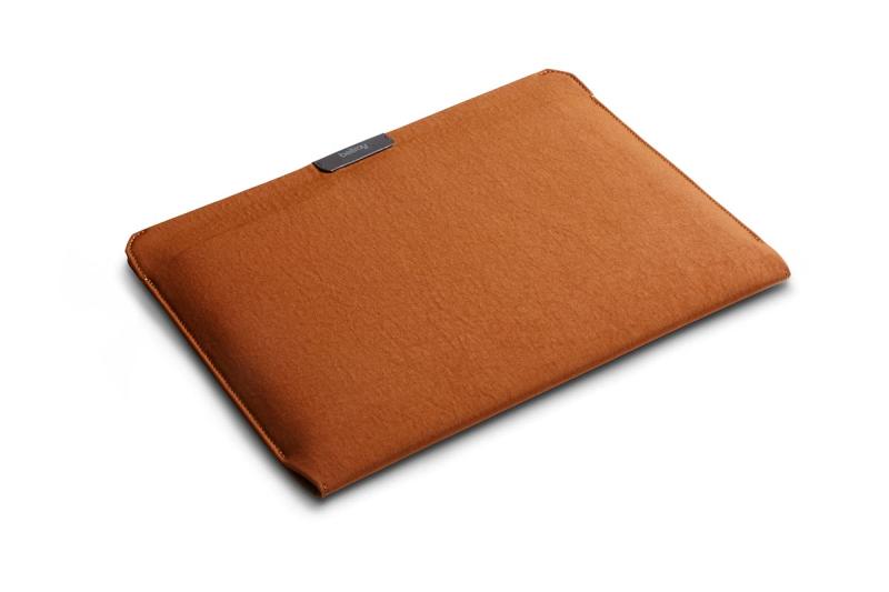 Bellroy Laptop Sleeve（16インチのMacbook Pro、耐水性のあるリサイクル素材、マグネット式開閉）
