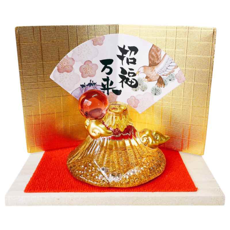 Baccarat - 富士山 ガラス 置物 小さい/ 金富士山 /クリスタル 縁起物 贈り物 正月飾り 通年飾り