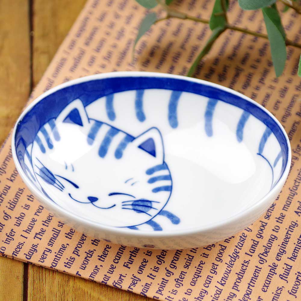 軽量 薄手 13cm 小鉢/ ねこちぐらトラ 4.0小鉢（楕円） /猫グッズ ネコ 可愛い 家庭用 和み 癒やし