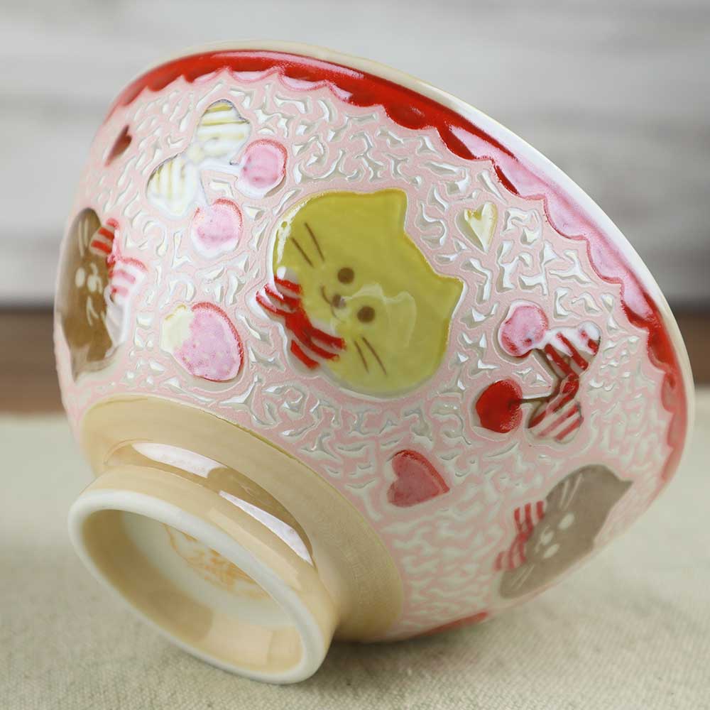 樂天商城 - 茶碗 猫 可愛い 猫 ネコ/ キラキラパール★撥水ウインクねこ茶碗　中平 /毎日 家庭用 使いやすい