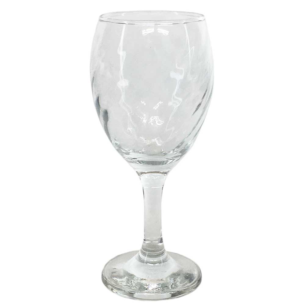 ボウルの部分にねじり模様が入った、エレガントなデザインのワイングラスです。パーティでのおもてなしに、普段使いに。サイズ: 直径 6.3x高さ 16.8cm 容量:250cccc(満タン）生産:ブルガリアソーダガラス在庫処分品のため、在庫限りで販売終了となります。0