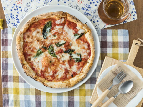 大皿 31.7cm 日本製 国産 美濃焼 陶器 食器 白い食器 洋食器 白磁 真っ白 大皿 丸皿 特大皿 主菜皿 ピザ皿 ピザプレート パーティー皿 パーティープレート オードブルプレート 大きなお皿 大きい おうちカフェ カフェ風 おしゃれ シンプル 業務用