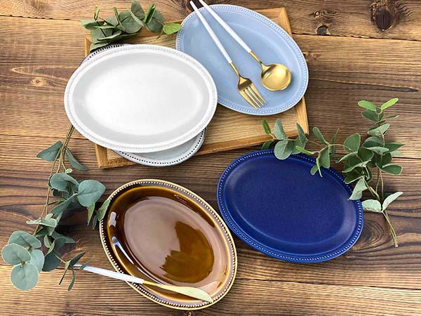 中皿 大皿 ドットレリーフ オーバル プレート 和食器 洋食器 24cm 楕円 お皿 モーニングプレート トースト皿 おしゃれ かわいい カフェ風 モダン 陶器 日本製 美濃焼 おうちカフェ インスタ映え 電子レンジ 食洗機対応