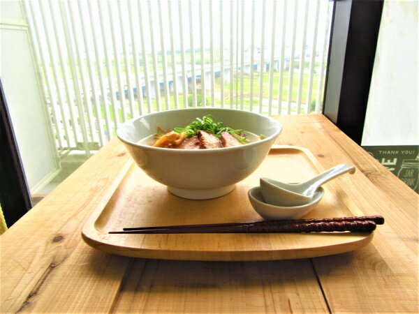 白い食器 小さい ラーメン丼ぶり 770cc 中華 スープ碗 玉子スープ アウトレット 日本製 美濃焼 ラーメン鉢 らーめん 無地 訳あり シンプル 中華食器 おしゃれ 陶磁器 業務用にも 定番 小盛 半ラーメン 子供用 ポーセリンアート k-s-kitchen-10004720 おしゃれ食器と雑貨のK’sキッチン サンプル画像2