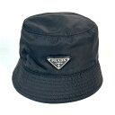 【PRADA】 プラダ バケットハット 1HC137 Re-Nylon ブラック 黒 Mサイズ トライアングルロゴ 帽子 レディース メンズ ユニセックス 【中古品】 USED-B 【9304】 質屋かんてい局仙台卸町 楽天市場店
