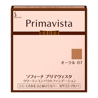 商品特長：SPF33・PA＋＋ 鏡の前だけではなく、人から見られたときに若く見える顔を研究しました。あなたの第一印象（prima vista）を大切に考えたベースメイクです。 見た目年令を左右するのは、肌表面のなめらかさ。 その点に着目し、肌表面に現れるかすかな凹凸の影を光の効果でふわっと消して、どこから見ても明るくなめらかな若顔に仕上げます。 濃いシミ・ソバカスや広範囲の色ムラも、ひとぬりできれいにカバーします。 ● 肌の内部にまで光を届けて、肌表面の影を消します。 （フェイスランプコンプレックス処方） ● 自然なつやで顔をいきいきと見せます。（ライブパール処方） ● つけている間ずっと、肌のうるおいを保ちます。 ● 保湿向上成分 うるおいセラミドα配合 （セチルPGヒドロキシエチルパルミタミド） ● 無香料香り/色/味オークル 07 ● 無香料 注意：お肌に異常が生じていないかよく注意してご使用ください。お肌に合わない時はご使用をおやめください。 成分・素材成分：水添ポリイソブテン、ジメチコン、ポリメチルシルセスキオキサン、スクワラン、キャンデリラロウ、メトキシケイヒ酸エチルヘキシル、リン酸ジセチルAl、シリカ、パルミチン酸デキストリン、 セレシン、セチルPGヒドロキシエチルパルミタミド、BHT、酸化チタン、マイカ、酸化鉄、メチコン、アルミナ、水酸化Al、酸化スズ 原産地：Made in Japan お客様窓口お問合せ先： 0120-165-691 販売者と住所花王株式会社 〒103?8210 東京都中央区日本橋茅場町1-14-10 薬事区分：化粧品 広告文責(株)キリン堂 078-413-1055