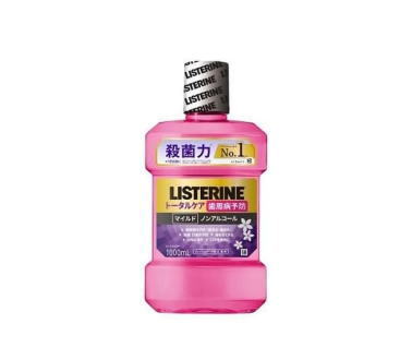 口に入れた瞬間フローラルな香りがふんわりと。ゆすぐと心地よいひんやり感と同時にフレッシュで透明感のあるフルーティな味わいが口いっぱいに広がります。毎日使いたくなる、やさしいマウスウォッシュです。 【原材料・成分】（湿潤剤）ソルビット液（溶剤）プロピレングリコール（矯味剤）キシリトール、サッカリンナトリウム、スクラロース（溶解補助剤）ポリオキシエチレンポリオキシプロピレングリコール、ラウリル硫酸ナトリウム（着香剤）香料（pH調整剤）安息香酸（保存剤）安息香酸ナトリウム（薬用成分）イソプロピルメチルフェノール、グリチルリチン酸ジカリウム（着色剤）赤102、赤227●メーカー：JNTLコンシューマーヘルス株式会社JNTLコンシューマーヘルス株式会社 150-0012 東京都渋谷区広尾1-1-39　0120-101110●区分：医薬部外品●原産国：タイ●広告文責：(株)キリン堂　078-413-1055
