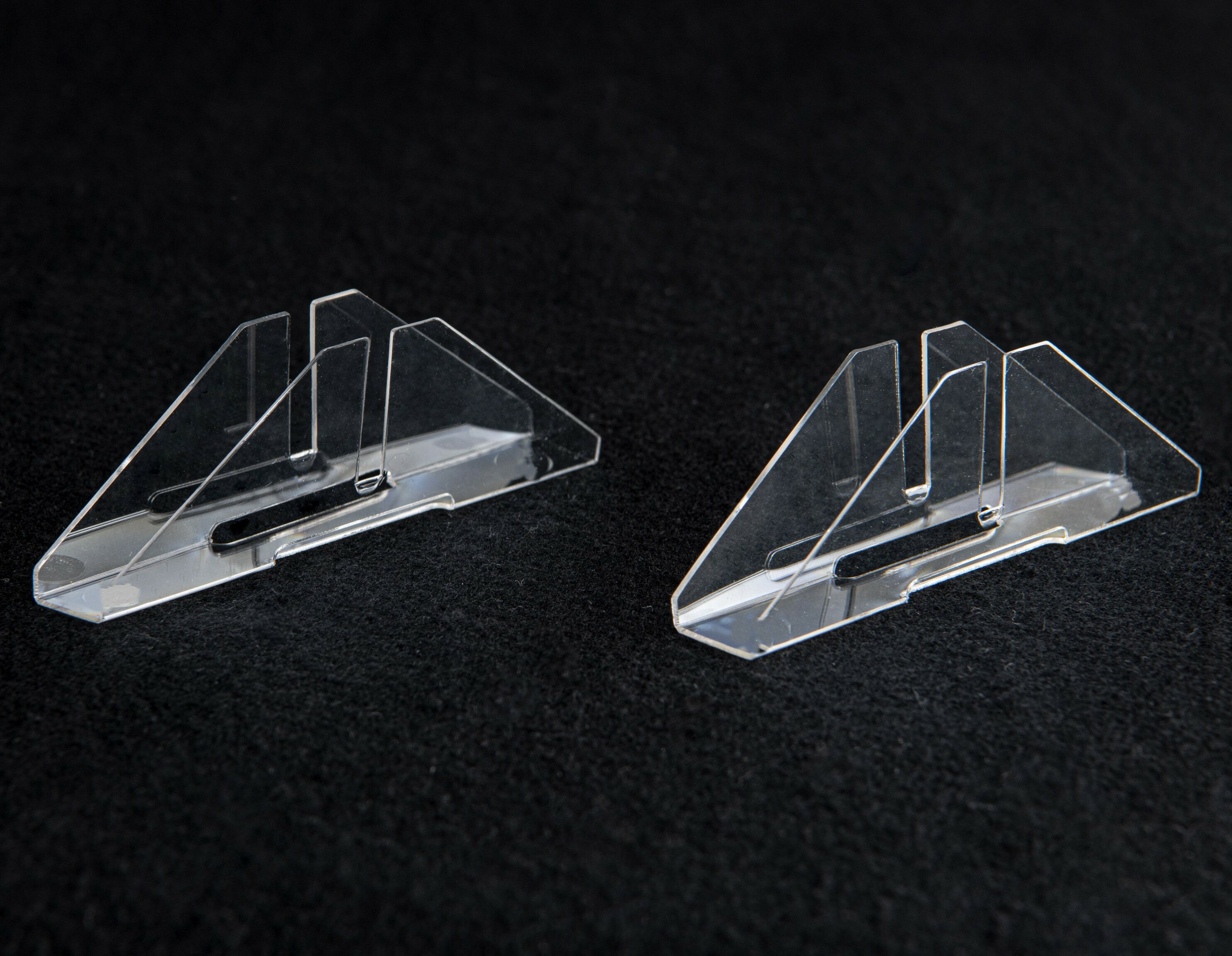 垂直ハレパネスタンド　5ミリ用（2個セット）パネル立て