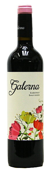 ボディ ライト フル 味わい 辛口 甘口 タイプ 果実味 渋味 GALERNA Cabernet Sauvignon 生産国 　スペイン　 容量 　750ml 生産地 　ラ・マンチャ ヴィンテージ 　2021年 種類 　スティルワイン アルコール度数 　13.5％ かわいいお花のラベルが印象的 ビオディナミを取り入れたオーガニックワイン！ 深いルビー色、ブルーベリーやカシスの赤い果実の凝縮されたアロマ。 飲み口はバランスが良く、丸みをおびたタンニンが心地良い。 アフターの長さが印象的。 土壌：石灰を含む粘性の砂土 標高：600m 樹齢：10年(平均) 発酵、熟成：ステンレスタンクMLF有り ガレルナとはスペインの大航海時代を連想させるセイリングに必要な強風を意味します。 ぶどう品種 (セパージュ) カベルネ・ソーヴィニヨン100％