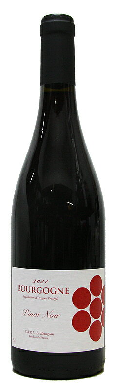 ボディ ライト フル 味わい 辛口 甘口 タイプ キレ コク Le Bourgeon Bourgognr Pinot　Noir 生産国 　フランス　 容量 　750ml 生産地 　ブルゴーニュ ヴィンテージ 　2021年 種類 　スティルワイン アルコール度数 　13% フィラディスが現地の優良生産者と協力して造り上げた自信作 日本人の味覚に寄り添う、抜群の飲み心地と味わいを完全にカスタマイズした日本でしか飲めない特別キュヴェ。 収量の不安定と世界的需要の高まりで、最も激しい価格高騰が起きているブルゴーニュ。 「手頃で本当においしいブルゴーニュワインを愉しんで欲しい。」そんな想いを込めて現地の優良生産者とのコラボレーションで生み出した、日本限定のブルゴーニュワイン。 日々の暮らしに寄り添うワインを届けたいという想いから日曜から土曜のことを表す「七曜紋」をラベルに採用。 醸造・熟成 100%除梗。セメントタンクにてアルコール発酵。 10日間の醸し。ルモンタージュとピジャージュ併用。 清澄作業はせずに時間をかけて個体を沈殿させる。 12か月程ステンレスタンク熟成 ジューシーな赤いベリーを思わせる心地よい香り。 渋みや酸味は穏やかで、親しみやすい柔らかさと旨味を感じる味わい。 ぶどう品種 (セパージュ) ピノ・ノワール 100％