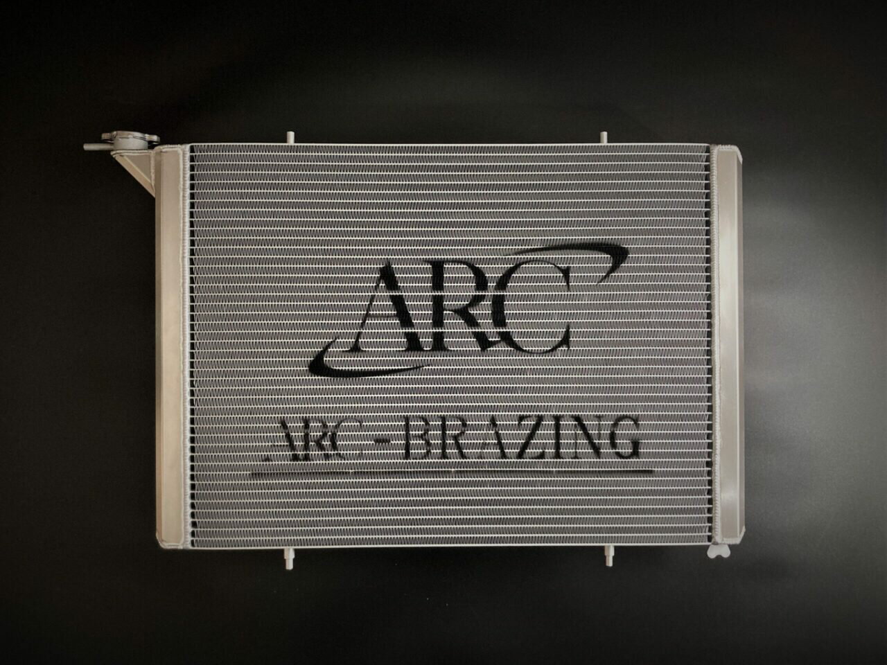 ARC オールアルミ製ラジエタースカイラインGT-R　BNR32　RB26DETTスーパーマイクロコンディショナー MT車用 「コアタイプ：SMC55(サイドフロー)」