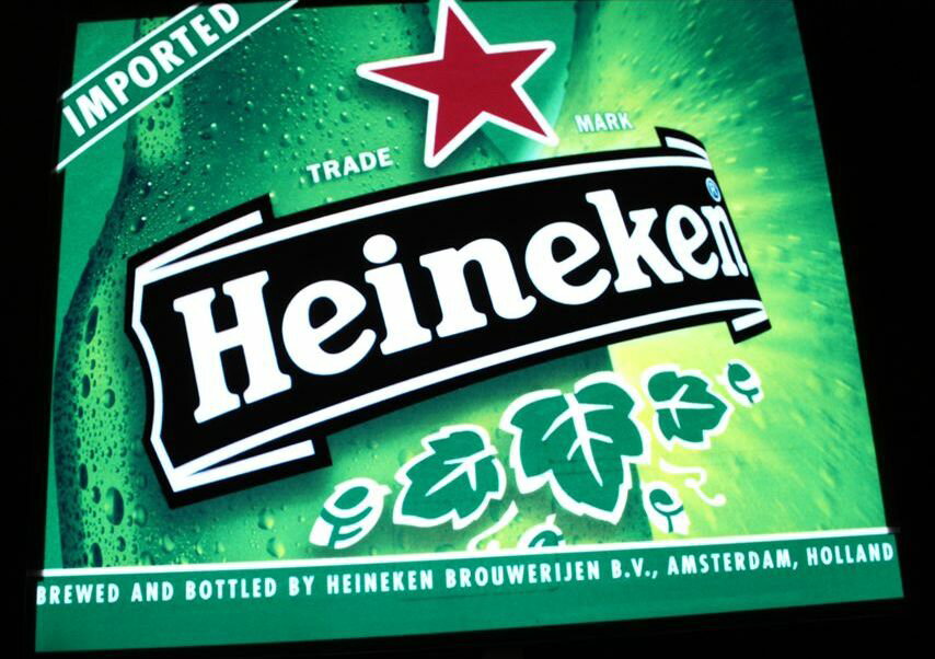 【有機EL看板はメーカーの生産終了に伴い、今ある在庫限りで販売終了となります。】Heineken ハ ...