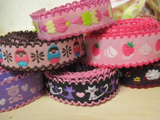 チロルテープ2ヤード 他店では チロリアンテープ とも呼ばれています