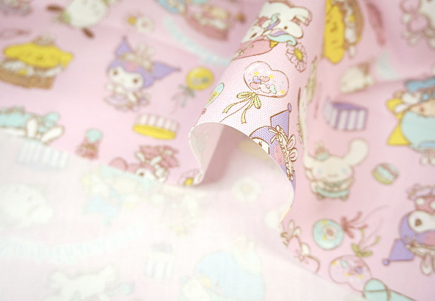 10cmの価格です オックス 生地 サンリオ キャラクターズ うさ耳 柄 キティちゃん ...