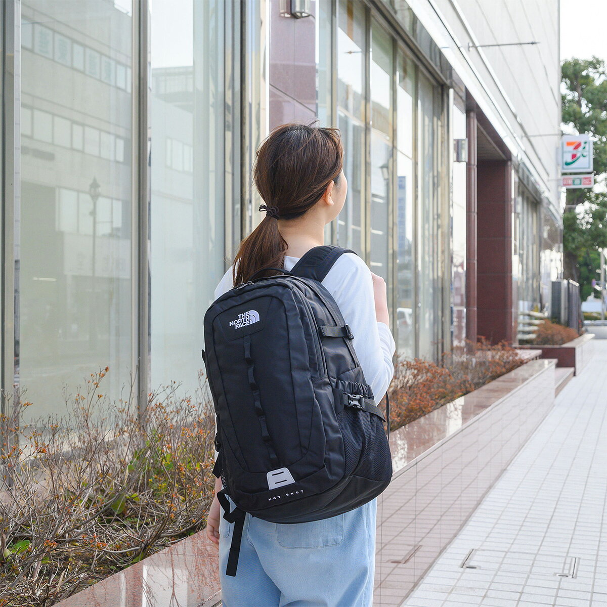 ��3/5���������ȥ꡼�Ǻ���P42�ܡ� �Ρ����ե����� ���å� 27L THE NORTH FACE ���Ρ����ե����� ������ �̳� �ۥåȥ���å� ��� ��ǥ����� �˻� ���� B4 A4 ���å����å� �����ȥɥ� ���� �͵� �����Ρ������ե����� NM72302