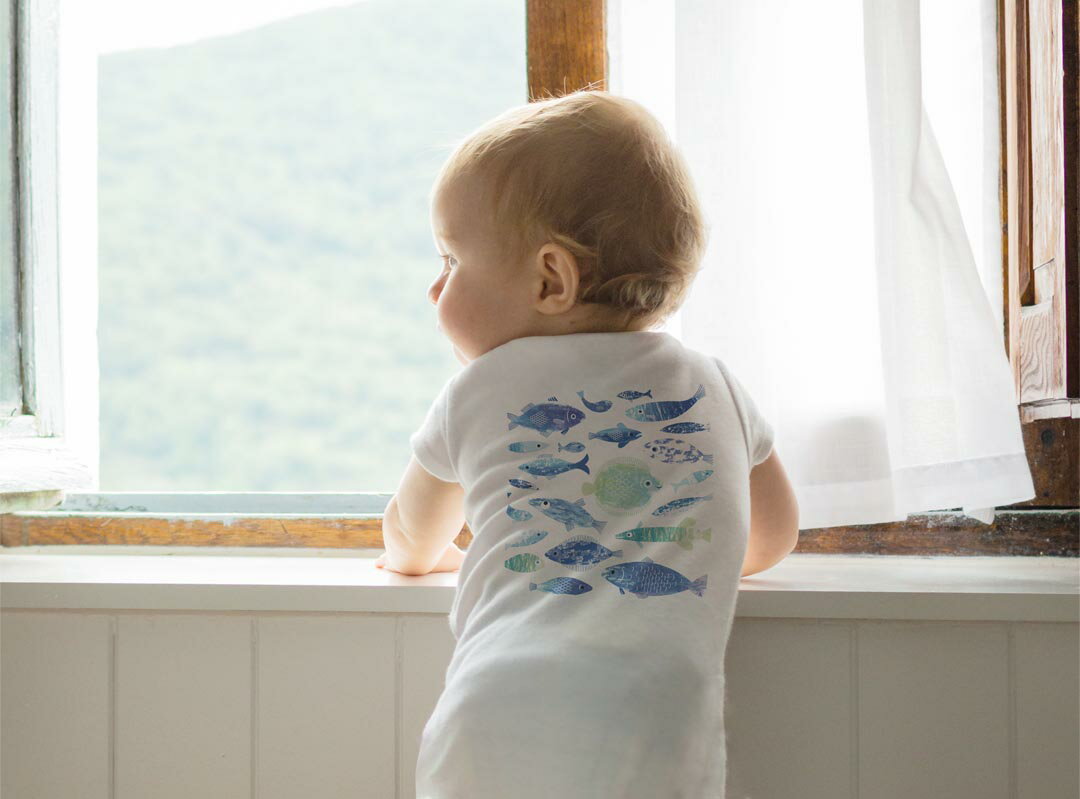 選べる6カラー バックプリント ロンパース カバーオール 赤ちゃん 半袖 デザイン 70cm 80cm rompers ベビー 新生児 キッズ 70サイズ 80サイズ ギフト マタニティ 妊婦 出産祝い プレママ ティーシャツ T shirt 010962 海　生き物　魚 2