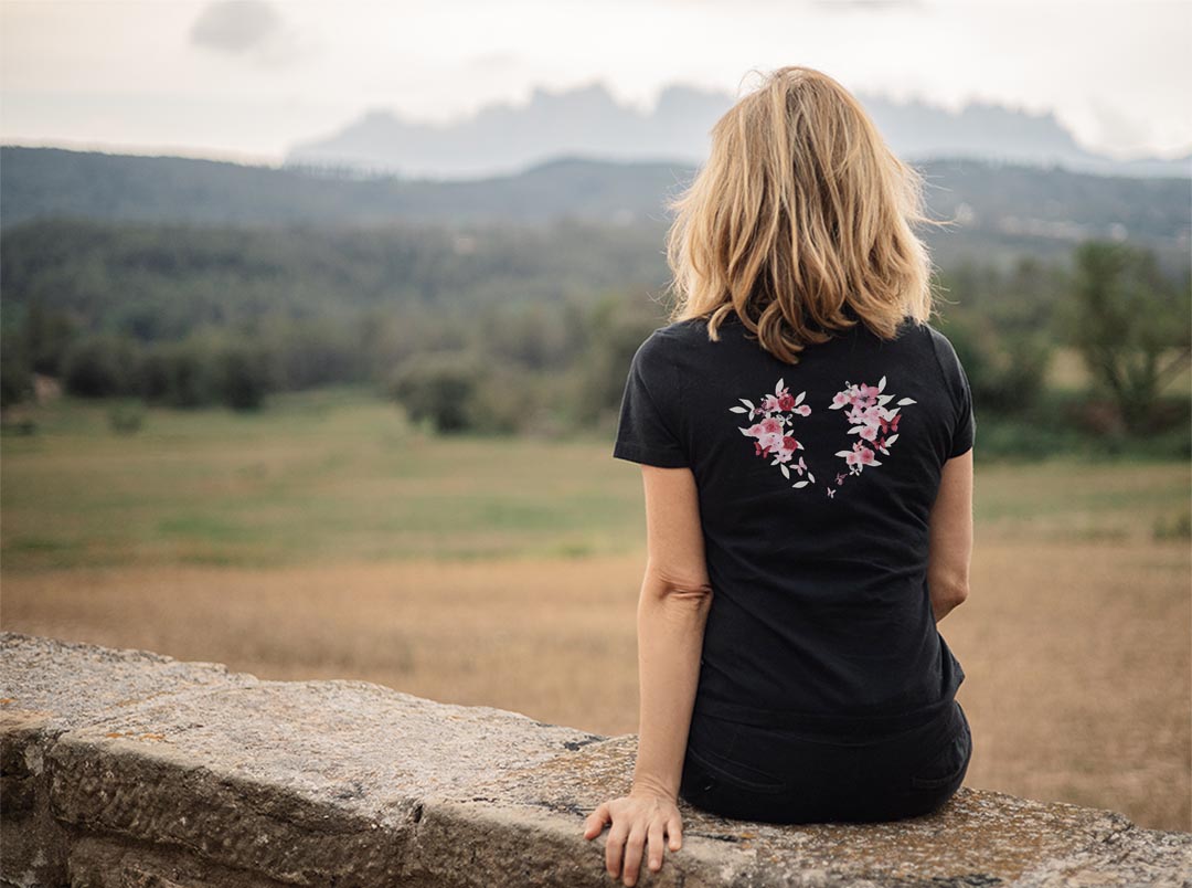 デニム シャツ ブラウス 長袖 青 レディース 北欧の TOT デニムの シャツ レディース 上着の 新型の カジュアル 通勤の 襟の 単 列は 長袖の 上着の デニムの シャツを 掛けます。