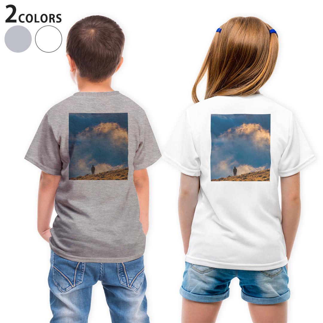 Tシャツ キッズ バックプリント 半袖 白地 デザイン 90 100 110 120 130 140 150 Tシャツ ティーシャツ T shirt 023489 写真　空　人物