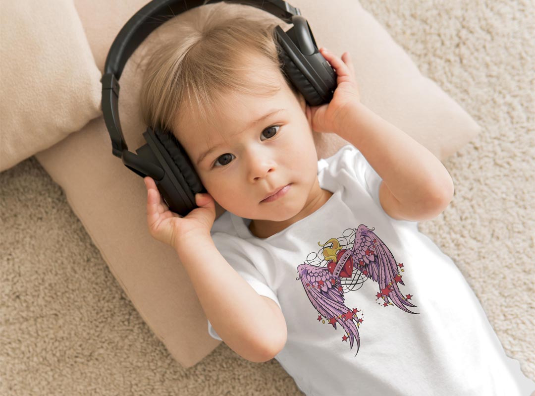 選べる6カラー ロンパース カバーオール 赤ちゃん 半袖 デザイン 70cm 80cm　rompers ベビー 新生児 キッズ 70サイズ 80サイズ ギフト マタニティ 妊婦 出産祝い プレママ ティーシャツ T shirt 002702 ハート　羽　翼