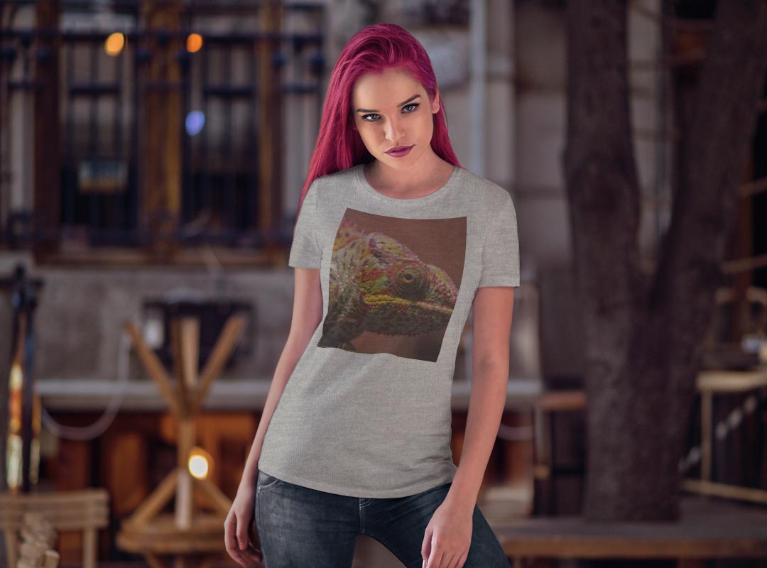 tシャツ レディース 半袖 白地 デザイン S M L XL Tシャツ ティーシャツ T shirt 023101 イグアナ　写真　カラフル