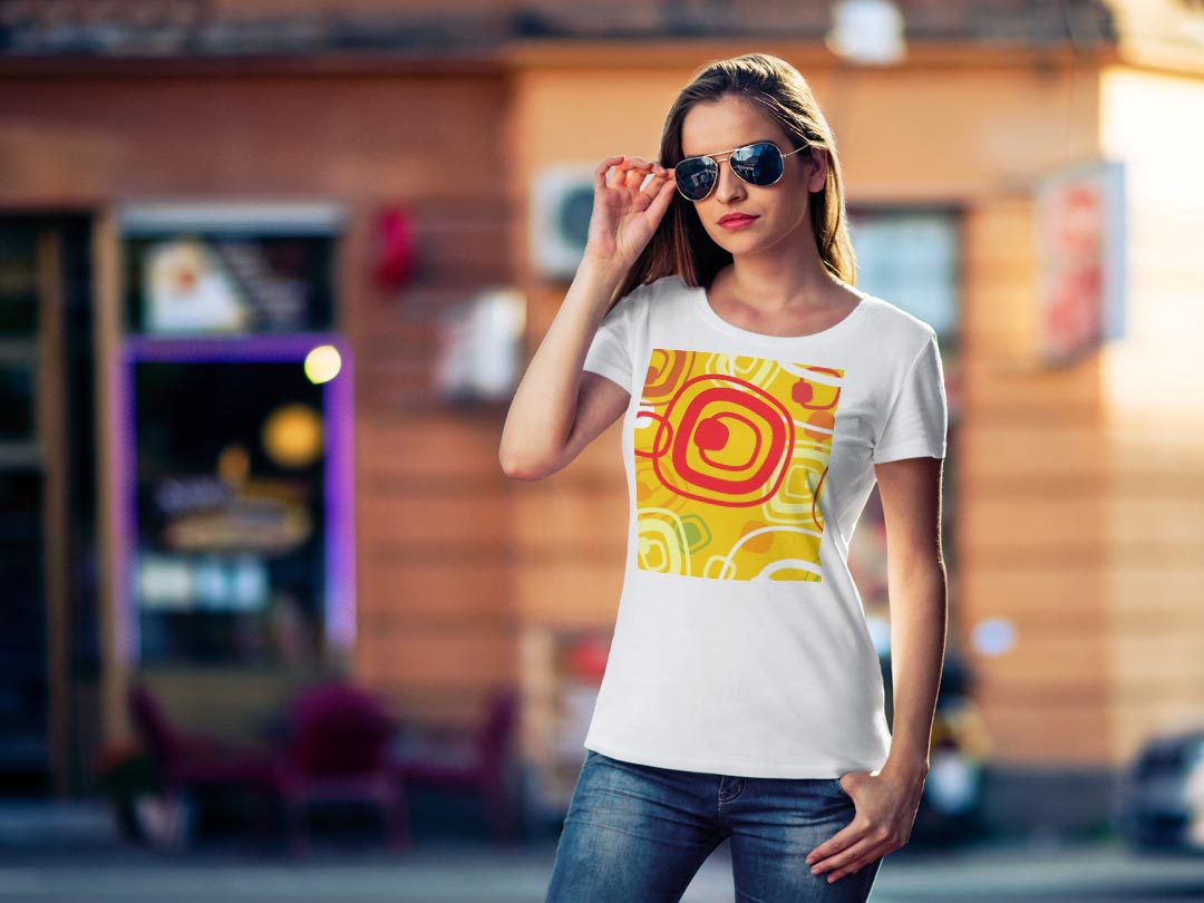 tシャツ レディース 半袖 白地 デザイン M L 白 ホワイト グレー Tシャツ ティーシャツ T shirt 004365 その他 模様　黄色 kabekore-10510464 kabeコレ サンプル画像2