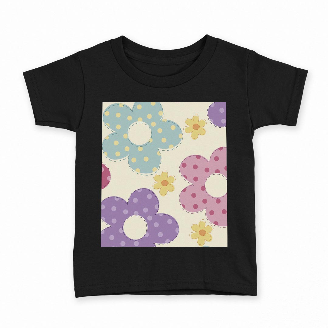 tシャツ キッズ 半袖 黒地 ブラック デザイン 90 100 110 120 130 140 150 Tシャツ ティーシャツ T shirt 上記で使用したデザインTシャツはこちら▼キッズ用Tシャツ　ブラック全デザインはこちらから▼ ▼キッズ用Tシャツ　グレー・ホワイト全デザインはこちらから▼商品特徴・15000デザインから選べる！デザインTシャツ！ ・洗濯も赤ちゃんにも安心なウェアプリント 　UltraChrome DGインクは洗濯に対しても色落ちが少なく、高い堅牢度が実証されています。 ・着心地や素材感にこだわった、上質なTシャツ。 ・1枚でも様になる万能型Tシャツ。 ・「よれない」「透けない」「長持ちする」という三大要素をすべて兼ね備えたTシャツです。 素材 ブラック：綿　100％ 注意事項画像はサンプルですので、Tシャツの大きさが若干異なる場合があります。ご覧の環境によっては多少色味に違いを感じる場合がございます。 イメージと違った、モニターと色味が異なるという理由での交換や返金はご対応出来かねます。 写真のカラーは可能な限り実際の商品に色味を近づけていますが、WEBの性質上ご使用のパソコンの設定や環境でカラーが若干異なります。 ご注文後に1点1点制作する受注生産品のため、不良品以外のご返品や交換は固くお断り致します。 選択間違いも保証対象外となりますため、ご注文の際は必ずサイズやカラーをご確認下さい。洗濯の際は、商品の色あせを避けるため手洗いをおすすめします。 つけ置き洗いは避けてください。 タンブラー乾燥はお控えください。発送について完全受注生産のハンドメイド商品となりますので、既製品と比べて発送までお時間を頂いています。 基本的に決済確認後、最大で10営業日での発送となります。繁忙期や休業日明けの場合はさらに時間がかかる場合があります。 その際には別途メールにてご連絡致します。メール便の場合、発送日から到着までに2〜4日ほどかかる場合が多く、紛失などの保障もご対応できかねます。あらかじめご了承下さい。