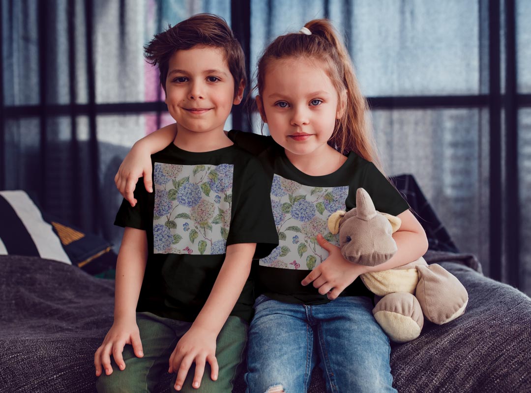 tシャツ キッズ 半袖 黒地 ブラック デザイン 90 100 110 120 130 140 150 160 Tシャツ ティーシャツ T shirt 014672 花　フラワー　アジサイ