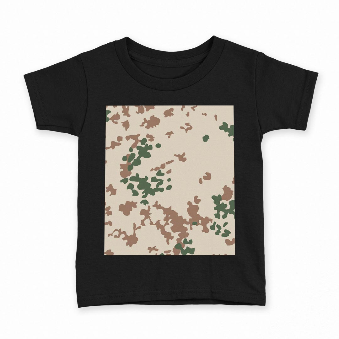 tシャツ キッズ 半袖 黒地 ブラック デザイン 90 100 110 120 130 140 150 Tシャツ ティーシャツ T shirt 上記で使用したデザインTシャツはこちら▼キッズ用Tシャツ　ブラック全デザインはこちらから▼ ▼キッズ用Tシャツ　グレー・ホワイト全デザインはこちらから▼商品特徴・15000デザインから選べる！デザインTシャツ！ ・洗濯も赤ちゃんにも安心なウェアプリント 　UltraChrome DGインクは洗濯に対しても色落ちが少なく、高い堅牢度が実証されています。 ・着心地や素材感にこだわった、上質なTシャツ。 ・1枚でも様になる万能型Tシャツ。 ・「よれない」「透けない」「長持ちする」という三大要素をすべて兼ね備えたTシャツです。 素材 ブラック：綿　100％ 注意事項画像はサンプルですので、Tシャツの大きさが若干異なる場合があります。ご覧の環境によっては多少色味に違いを感じる場合がございます。 イメージと違った、モニターと色味が異なるという理由での交換や返金はご対応出来かねます。 写真のカラーは可能な限り実際の商品に色味を近づけていますが、WEBの性質上ご使用のパソコンの設定や環境でカラーが若干異なります。 ご注文後に1点1点制作する受注生産品のため、不良品以外のご返品や交換は固くお断り致します。 選択間違いも保証対象外となりますため、ご注文の際は必ずサイズやカラーをご確認下さい。洗濯の際は、商品の色あせを避けるため手洗いをおすすめします。 つけ置き洗いは避けてください。 タンブラー乾燥はお控えください。発送について完全受注生産のハンドメイド商品となりますので、既製品と比べて発送までお時間を頂いています。 基本的に決済確認後、最大で10営業日での発送となります。繁忙期や休業日明けの場合はさらに時間がかかる場合があります。 その際には別途メールにてご連絡致します。メール便の場合、発送日から到着までに2〜4日ほどかかる場合が多く、紛失などの保障もご対応できかねます。あらかじめご了承下さい。