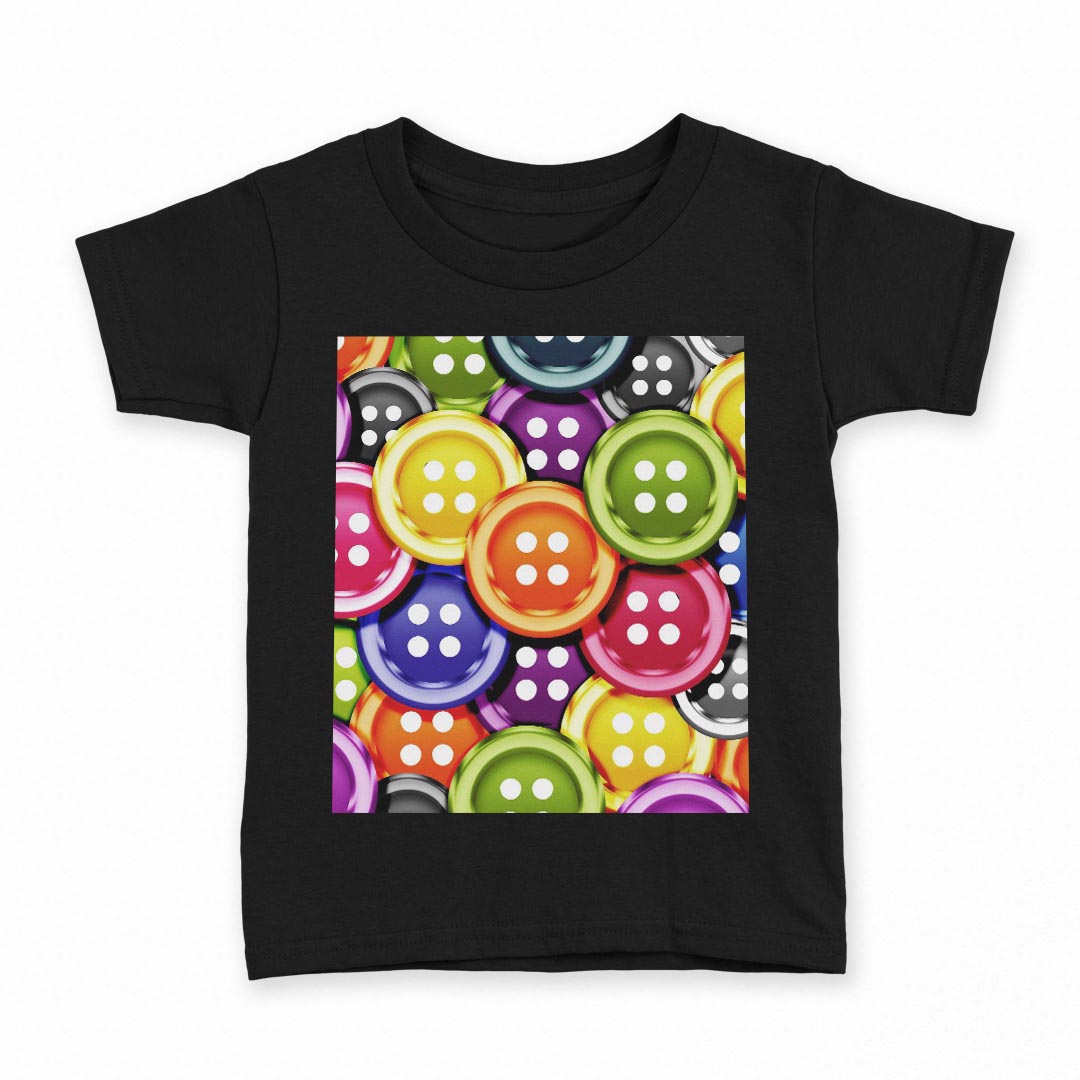 tシャツ キッズ 半袖 黒地 ブラック デザイン 90 100 110 120 130 140 150 Tシャツ ティーシャツ T shirt 上記で使用したデザインTシャツはこちら▼キッズ用Tシャツ　ブラック全デザインはこちらから▼ ▼キッズ用Tシャツ　グレー・ホワイト全デザインはこちらから▼商品特徴・15000デザインから選べる！デザインTシャツ！ ・洗濯も赤ちゃんにも安心なウェアプリント 　UltraChrome DGインクは洗濯に対しても色落ちが少なく、高い堅牢度が実証されています。 ・着心地や素材感にこだわった、上質なTシャツ。 ・1枚でも様になる万能型Tシャツ。 ・「よれない」「透けない」「長持ちする」という三大要素をすべて兼ね備えたTシャツです。 素材 ブラック：綿　100％ 注意事項画像はサンプルですので、Tシャツの大きさが若干異なる場合があります。ご覧の環境によっては多少色味に違いを感じる場合がございます。 イメージと違った、モニターと色味が異なるという理由での交換や返金はご対応出来かねます。 写真のカラーは可能な限り実際の商品に色味を近づけていますが、WEBの性質上ご使用のパソコンの設定や環境でカラーが若干異なります。 ご注文後に1点1点制作する受注生産品のため、不良品以外のご返品や交換は固くお断り致します。 選択間違いも保証対象外となりますため、ご注文の際は必ずサイズやカラーをご確認下さい。洗濯の際は、商品の色あせを避けるため手洗いをおすすめします。 つけ置き洗いは避けてください。 タンブラー乾燥はお控えください。発送について完全受注生産のハンドメイド商品となりますので、既製品と比べて発送までお時間を頂いています。 基本的に決済確認後、最大で10営業日での発送となります。繁忙期や休業日明けの場合はさらに時間がかかる場合があります。 その際には別途メールにてご連絡致します。メール便の場合、発送日から到着までに2〜4日ほどかかる場合が多く、紛失などの保障もご対応できかねます。あらかじめご了承下さい。