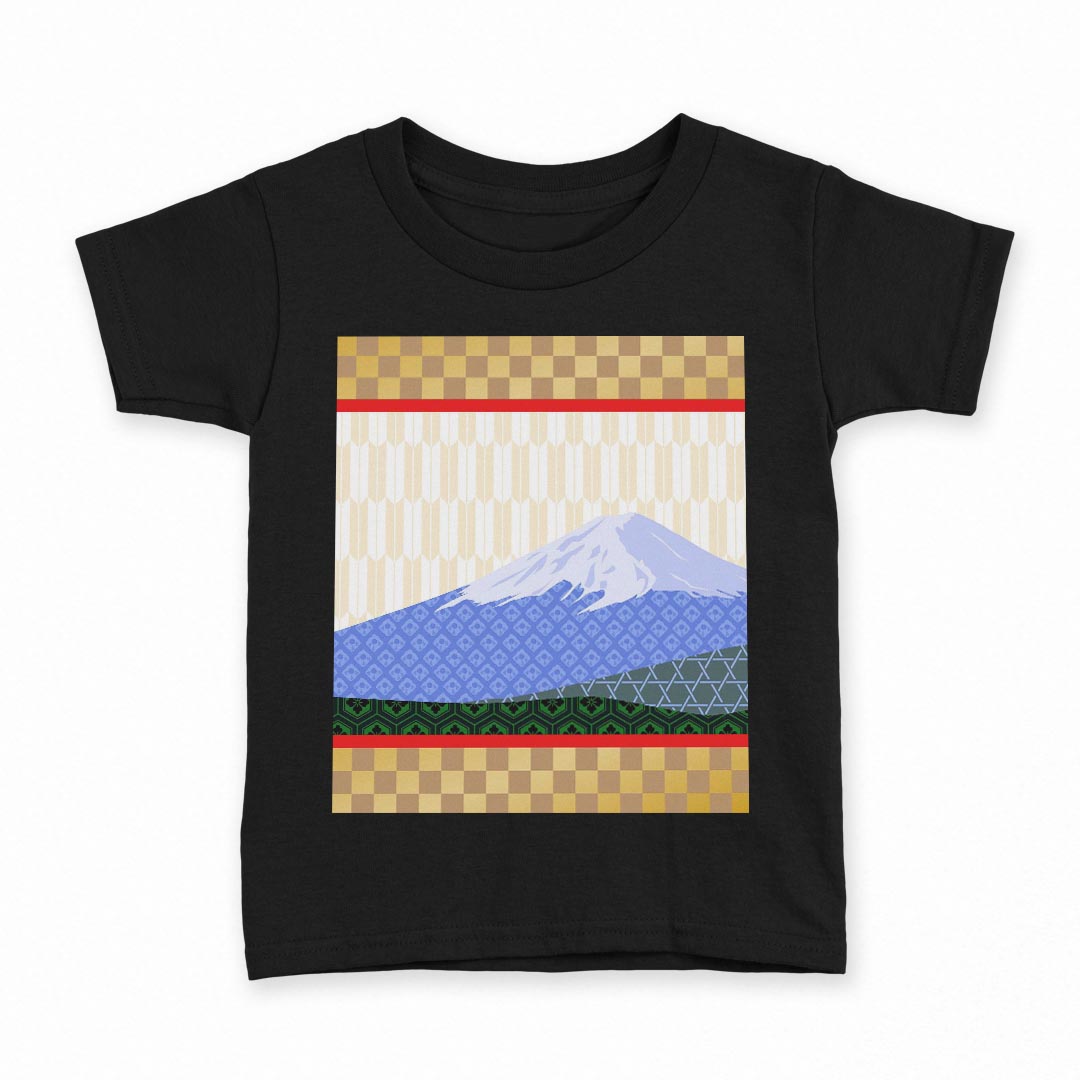 tシャツ キッズ 半袖 黒地 ブラック デザイン 90 100 110 120 130 140 150 Tシャツ ティーシャツ T shirt 上記で使用したデザインTシャツはこちら▼キッズ用Tシャツ　ブラック全デザインはこちらから▼ ▼キッズ用Tシャツ　グレー・ホワイト全デザインはこちらから▼商品特徴・15000デザインから選べる！デザインTシャツ！ ・洗濯も赤ちゃんにも安心なウェアプリント 　UltraChrome DGインクは洗濯に対しても色落ちが少なく、高い堅牢度が実証されています。 ・着心地や素材感にこだわった、上質なTシャツ。 ・1枚でも様になる万能型Tシャツ。 ・「よれない」「透けない」「長持ちする」という三大要素をすべて兼ね備えたTシャツです。 素材 ブラック：綿　100％ 注意事項画像はサンプルですので、Tシャツの大きさが若干異なる場合があります。ご覧の環境によっては多少色味に違いを感じる場合がございます。 イメージと違った、モニターと色味が異なるという理由での交換や返金はご対応出来かねます。 写真のカラーは可能な限り実際の商品に色味を近づけていますが、WEBの性質上ご使用のパソコンの設定や環境でカラーが若干異なります。 ご注文後に1点1点制作する受注生産品のため、不良品以外のご返品や交換は固くお断り致します。 選択間違いも保証対象外となりますため、ご注文の際は必ずサイズやカラーをご確認下さい。洗濯の際は、商品の色あせを避けるため手洗いをおすすめします。 つけ置き洗いは避けてください。 タンブラー乾燥はお控えください。発送について完全受注生産のハンドメイド商品となりますので、既製品と比べて発送までお時間を頂いています。 基本的に決済確認後、最大で10営業日での発送となります。繁忙期や休業日明けの場合はさらに時間がかかる場合があります。 その際には別途メールにてご連絡致します。メール便の場合、発送日から到着までに2〜4日ほどかかる場合が多く、紛失などの保障もご対応できかねます。あらかじめご了承下さい。