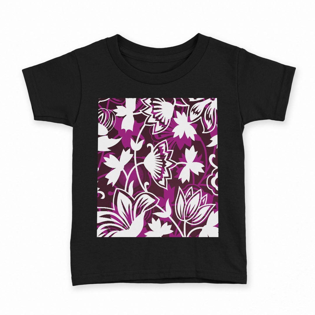 tシャツ キッズ 半袖 黒地 ブラック デザイン 90 100 110 120 130 140 150 Tシャツ ティーシャツ T shirt 上記で使用したデザインTシャツはこちら▼キッズ用Tシャツ　ブラック全デザインはこちらから▼ ▼キッズ用Tシャツ　グレー・ホワイト全デザインはこちらから▼商品特徴・15000デザインから選べる！デザインTシャツ！ ・洗濯も赤ちゃんにも安心なウェアプリント 　UltraChrome DGインクは洗濯に対しても色落ちが少なく、高い堅牢度が実証されています。 ・着心地や素材感にこだわった、上質なTシャツ。 ・1枚でも様になる万能型Tシャツ。 ・「よれない」「透けない」「長持ちする」という三大要素をすべて兼ね備えたTシャツです。 素材 ブラック：綿　100％ 注意事項画像はサンプルですので、Tシャツの大きさが若干異なる場合があります。ご覧の環境によっては多少色味に違いを感じる場合がございます。 イメージと違った、モニターと色味が異なるという理由での交換や返金はご対応出来かねます。 写真のカラーは可能な限り実際の商品に色味を近づけていますが、WEBの性質上ご使用のパソコンの設定や環境でカラーが若干異なります。 ご注文後に1点1点制作する受注生産品のため、不良品以外のご返品や交換は固くお断り致します。 選択間違いも保証対象外となりますため、ご注文の際は必ずサイズやカラーをご確認下さい。洗濯の際は、商品の色あせを避けるため手洗いをおすすめします。 つけ置き洗いは避けてください。 タンブラー乾燥はお控えください。発送について完全受注生産のハンドメイド商品となりますので、既製品と比べて発送までお時間を頂いています。 基本的に決済確認後、最大で10営業日での発送となります。繁忙期や休業日明けの場合はさらに時間がかかる場合があります。 その際には別途メールにてご連絡致します。メール便の場合、発送日から到着までに2〜4日ほどかかる場合が多く、紛失などの保障もご対応できかねます。あらかじめご了承下さい。