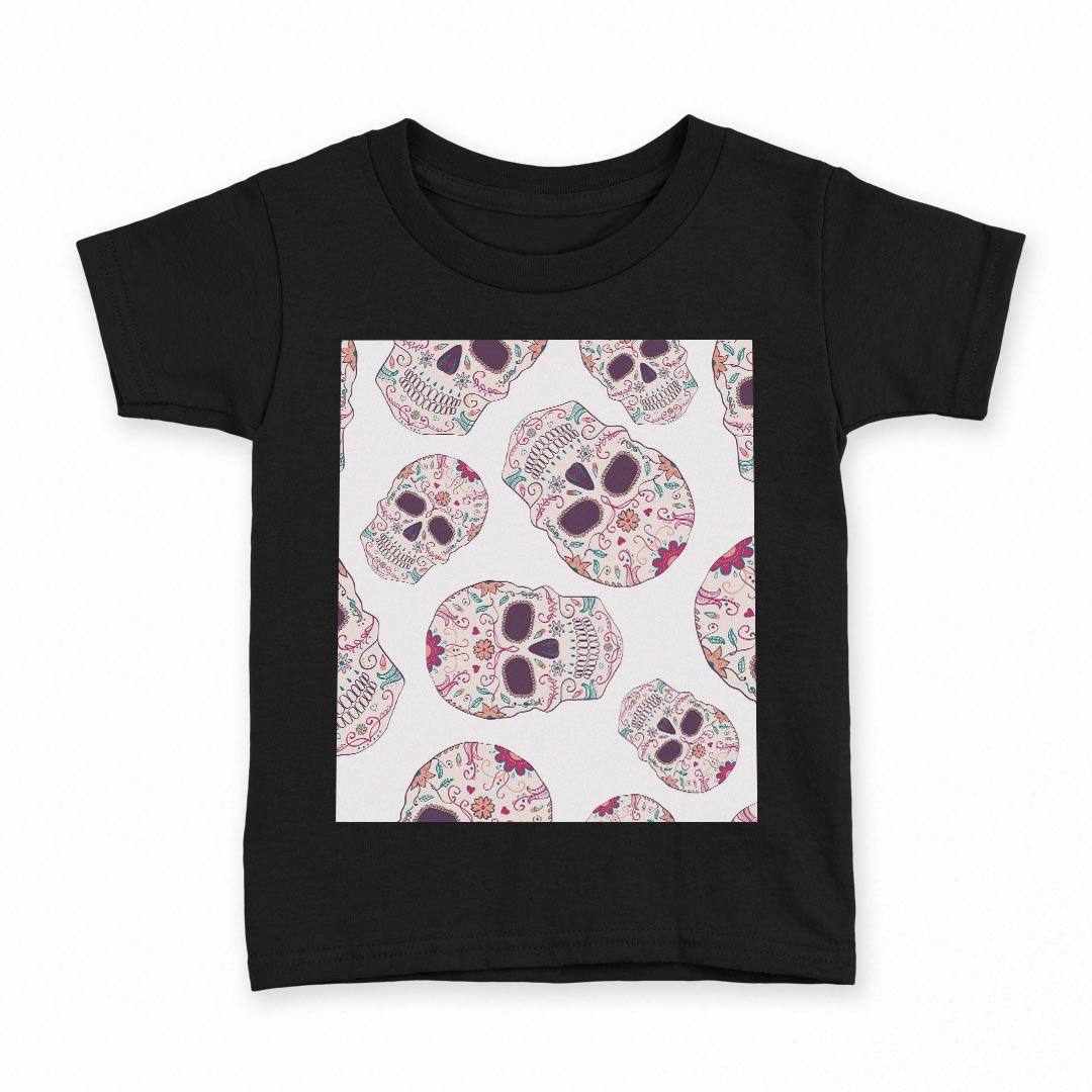 tシャツ キッズ 半袖 黒地 ブラック デザイン 90 100 110 120 130 140 150 Tシャツ ティーシャツ T shirt 上記で使用したデザインTシャツはこちら▼キッズ用Tシャツ　ブラック全デザインはこちらから▼ ▼キッズ用Tシャツ　グレー・ホワイト全デザインはこちらから▼商品特徴・15000デザインから選べる！デザインTシャツ！ ・洗濯も赤ちゃんにも安心なウェアプリント 　UltraChrome DGインクは洗濯に対しても色落ちが少なく、高い堅牢度が実証されています。 ・着心地や素材感にこだわった、上質なTシャツ。 ・1枚でも様になる万能型Tシャツ。 ・「よれない」「透けない」「長持ちする」という三大要素をすべて兼ね備えたTシャツです。 素材 ブラック：綿　100％ 注意事項画像はサンプルですので、Tシャツの大きさが若干異なる場合があります。ご覧の環境によっては多少色味に違いを感じる場合がございます。 イメージと違った、モニターと色味が異なるという理由での交換や返金はご対応出来かねます。 写真のカラーは可能な限り実際の商品に色味を近づけていますが、WEBの性質上ご使用のパソコンの設定や環境でカラーが若干異なります。 ご注文後に1点1点制作する受注生産品のため、不良品以外のご返品や交換は固くお断り致します。 選択間違いも保証対象外となりますため、ご注文の際は必ずサイズやカラーをご確認下さい。洗濯の際は、商品の色あせを避けるため手洗いをおすすめします。 つけ置き洗いは避けてください。 タンブラー乾燥はお控えください。発送について完全受注生産のハンドメイド商品となりますので、既製品と比べて発送までお時間を頂いています。 基本的に決済確認後、最大で10営業日での発送となります。繁忙期や休業日明けの場合はさらに時間がかかる場合があります。 その際には別途メールにてご連絡致します。メール便の場合、発送日から到着までに2〜4日ほどかかる場合が多く、紛失などの保障もご対応できかねます。あらかじめご了承下さい。