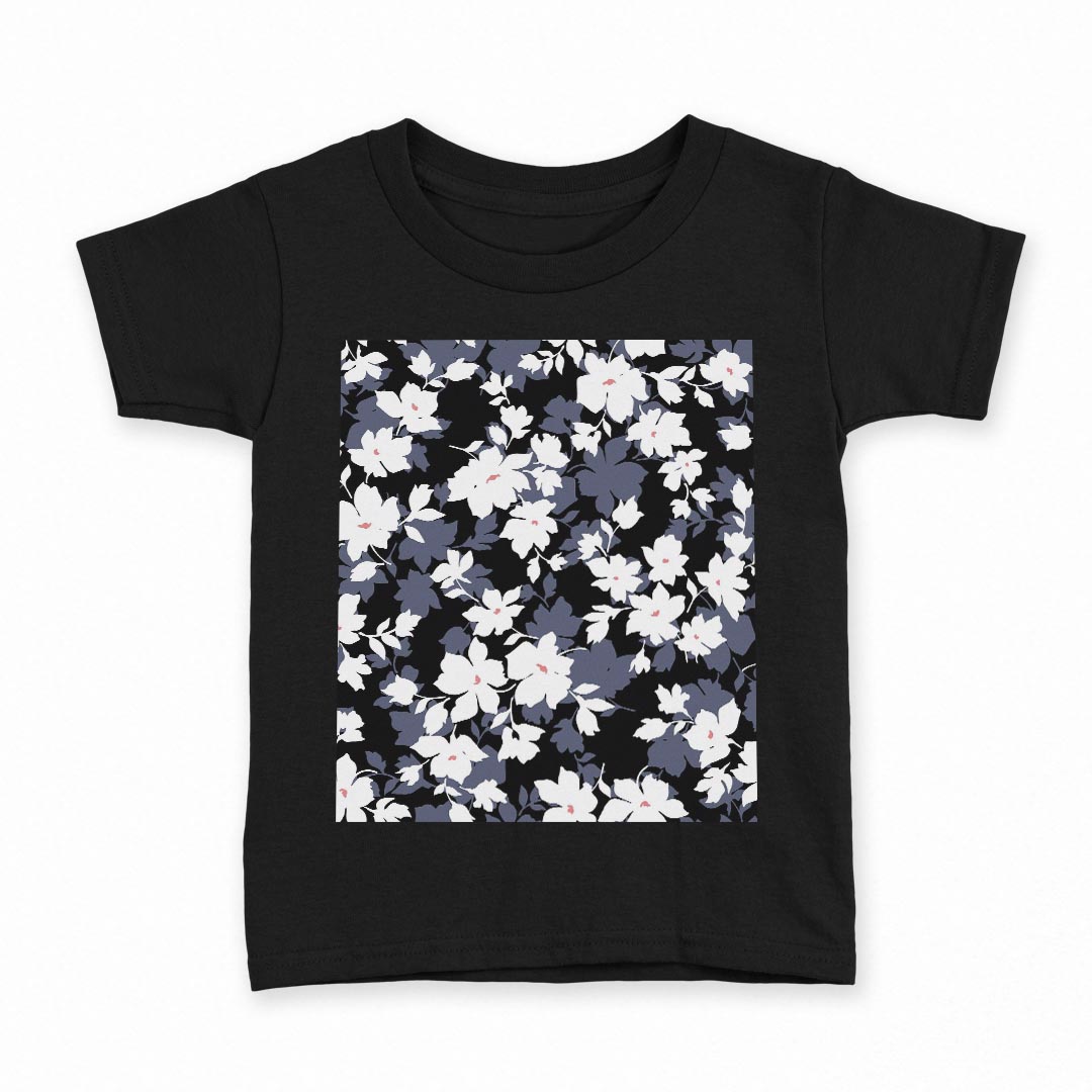 tシャツ キッズ 半袖 黒地 ブラック デザイン 90 100 110 120 130 140 150 Tシャツ ティーシャツ T shirt 上記で使用したデザインTシャツはこちら▼キッズ用Tシャツ　ブラック全デザインはこちらから▼ ▼キッズ用Tシャツ　グレー・ホワイト全デザインはこちらから▼商品特徴・15000デザインから選べる！デザインTシャツ！ ・洗濯も赤ちゃんにも安心なウェアプリント 　UltraChrome DGインクは洗濯に対しても色落ちが少なく、高い堅牢度が実証されています。 ・着心地や素材感にこだわった、上質なTシャツ。 ・1枚でも様になる万能型Tシャツ。 ・「よれない」「透けない」「長持ちする」という三大要素をすべて兼ね備えたTシャツです。 素材 ブラック：綿　100％ 注意事項画像はサンプルですので、Tシャツの大きさが若干異なる場合があります。ご覧の環境によっては多少色味に違いを感じる場合がございます。 イメージと違った、モニターと色味が異なるという理由での交換や返金はご対応出来かねます。 写真のカラーは可能な限り実際の商品に色味を近づけていますが、WEBの性質上ご使用のパソコンの設定や環境でカラーが若干異なります。 ご注文後に1点1点制作する受注生産品のため、不良品以外のご返品や交換は固くお断り致します。 選択間違いも保証対象外となりますため、ご注文の際は必ずサイズやカラーをご確認下さい。洗濯の際は、商品の色あせを避けるため手洗いをおすすめします。 つけ置き洗いは避けてください。 タンブラー乾燥はお控えください。発送について完全受注生産のハンドメイド商品となりますので、既製品と比べて発送までお時間を頂いています。 基本的に決済確認後、最大で10営業日での発送となります。繁忙期や休業日明けの場合はさらに時間がかかる場合があります。 その際には別途メールにてご連絡致します。メール便の場合、発送日から到着までに2〜4日ほどかかる場合が多く、紛失などの保障もご対応できかねます。あらかじめご了承下さい。