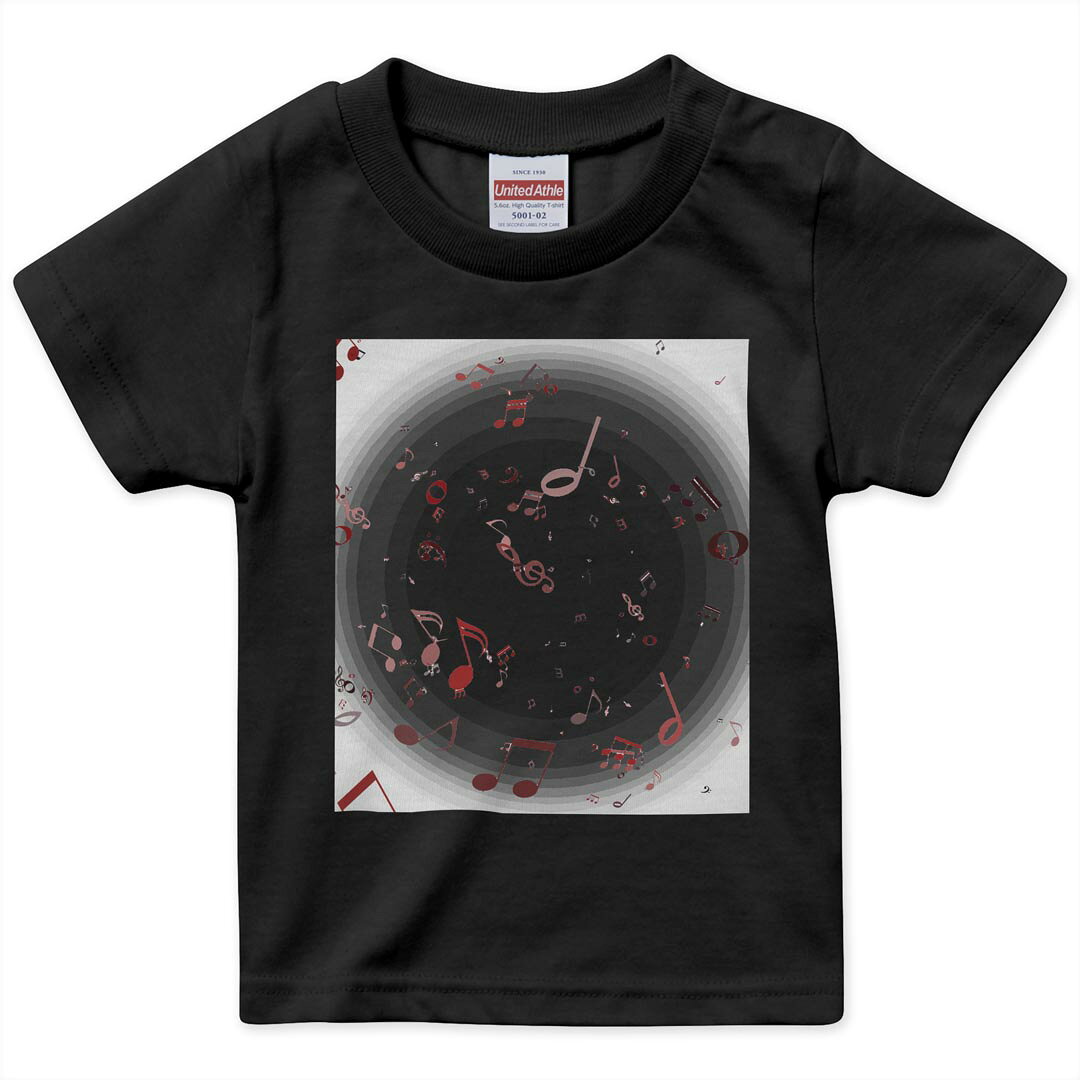 tシャツ キッズ 半袖 黒地 ブラック デザイン 90 100 110 120 130 140 150 Tシャツ ティーシャツ T shirt 上記で使用したデザインTシャツはこちら▼キッズ用Tシャツ　ブラック全デザインはこちらから▼ ▼キッズ用Tシャツ　グレー・ホワイト全デザインはこちらから▼商品特徴・15000デザインから選べる！デザインTシャツ！ ・洗濯も赤ちゃんにも安心なウェアプリント 　UltraChrome DGインクは洗濯に対しても色落ちが少なく、高い堅牢度が実証されています。 ・着心地や素材感にこだわった、上質なTシャツ。 ・1枚でも様になる万能型Tシャツ。 ・「よれない」「透けない」「長持ちする」という三大要素をすべて兼ね備えたTシャツです。 素材 ブラック：綿　100％ 注意事項画像はサンプルですので、Tシャツの大きさが若干異なる場合があります。ご覧の環境によっては多少色味に違いを感じる場合がございます。 イメージと違った、モニターと色味が異なるという理由での交換や返金はご対応出来かねます。 写真のカラーは可能な限り実際の商品に色味を近づけていますが、WEBの性質上ご使用のパソコンの設定や環境でカラーが若干異なります。 ご注文後に1点1点制作する受注生産品のため、不良品以外のご返品や交換は固くお断り致します。 選択間違いも保証対象外となりますため、ご注文の際は必ずサイズやカラーをご確認下さい。洗濯の際は、商品の色あせを避けるため手洗いをおすすめします。 つけ置き洗いは避けてください。 タンブラー乾燥はお控えください。発送について完全受注生産のハンドメイド商品となりますので、既製品と比べて発送までお時間を頂いています。 基本的に決済確認後、最大で10営業日での発送となります。繁忙期や休業日明けの場合はさらに時間がかかる場合があります。 その際には別途メールにてご連絡致します。メール便の場合、発送日から到着までに2〜4日ほどかかる場合が多く、紛失などの保障もご対応できかねます。あらかじめご了承下さい。