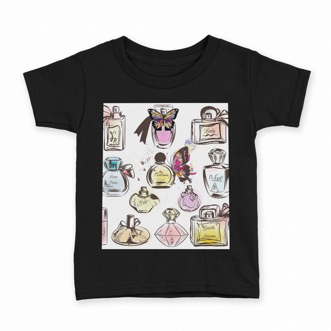 tシャツ キッズ 半袖 黒地 ブラック デザイン 90 100 110 120 130 140 150 Tシャツ ティーシャツ T shirt 上記で使用したデザインTシャツはこちら▼キッズ用Tシャツ　ブラック全デザインはこちらから▼ ▼キッズ用Tシャツ　グレー・ホワイト全デザインはこちらから▼商品特徴・15000デザインから選べる！デザインTシャツ！ ・洗濯も赤ちゃんにも安心なウェアプリント 　UltraChrome DGインクは洗濯に対しても色落ちが少なく、高い堅牢度が実証されています。 ・着心地や素材感にこだわった、上質なTシャツ。 ・1枚でも様になる万能型Tシャツ。 ・「よれない」「透けない」「長持ちする」という三大要素をすべて兼ね備えたTシャツです。 素材 ブラック：綿　100％ 注意事項画像はサンプルですので、Tシャツの大きさが若干異なる場合があります。ご覧の環境によっては多少色味に違いを感じる場合がございます。 イメージと違った、モニターと色味が異なるという理由での交換や返金はご対応出来かねます。 写真のカラーは可能な限り実際の商品に色味を近づけていますが、WEBの性質上ご使用のパソコンの設定や環境でカラーが若干異なります。 ご注文後に1点1点制作する受注生産品のため、不良品以外のご返品や交換は固くお断り致します。 選択間違いも保証対象外となりますため、ご注文の際は必ずサイズやカラーをご確認下さい。洗濯の際は、商品の色あせを避けるため手洗いをおすすめします。 つけ置き洗いは避けてください。 タンブラー乾燥はお控えください。発送について完全受注生産のハンドメイド商品となりますので、既製品と比べて発送までお時間を頂いています。 基本的に決済確認後、最大で10営業日での発送となります。繁忙期や休業日明けの場合はさらに時間がかかる場合があります。 その際には別途メールにてご連絡致します。メール便の場合、発送日から到着までに2〜4日ほどかかる場合が多く、紛失などの保障もご対応できかねます。あらかじめご了承下さい。
