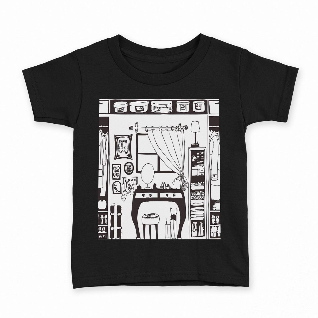 tシャツ キッズ 半袖 黒地 ブラック デザイン 90 100 110 120 130 140 150 Tシャツ ティーシャツ T shirt 上記で使用したデザインTシャツはこちら▼キッズ用Tシャツ　ブラック全デザインはこちらから▼ ▼キッズ用Tシャツ　グレー・ホワイト全デザインはこちらから▼商品特徴・15000デザインから選べる！デザインTシャツ！ ・洗濯も赤ちゃんにも安心なウェアプリント 　UltraChrome DGインクは洗濯に対しても色落ちが少なく、高い堅牢度が実証されています。 ・着心地や素材感にこだわった、上質なTシャツ。 ・1枚でも様になる万能型Tシャツ。 ・「よれない」「透けない」「長持ちする」という三大要素をすべて兼ね備えたTシャツです。 素材 ブラック：綿　100％ 注意事項画像はサンプルですので、Tシャツの大きさが若干異なる場合があります。ご覧の環境によっては多少色味に違いを感じる場合がございます。 イメージと違った、モニターと色味が異なるという理由での交換や返金はご対応出来かねます。 写真のカラーは可能な限り実際の商品に色味を近づけていますが、WEBの性質上ご使用のパソコンの設定や環境でカラーが若干異なります。 ご注文後に1点1点制作する受注生産品のため、不良品以外のご返品や交換は固くお断り致します。 選択間違いも保証対象外となりますため、ご注文の際は必ずサイズやカラーをご確認下さい。洗濯の際は、商品の色あせを避けるため手洗いをおすすめします。 つけ置き洗いは避けてください。 タンブラー乾燥はお控えください。発送について完全受注生産のハンドメイド商品となりますので、既製品と比べて発送までお時間を頂いています。 基本的に決済確認後、最大で10営業日での発送となります。繁忙期や休業日明けの場合はさらに時間がかかる場合があります。 その際には別途メールにてご連絡致します。メール便の場合、発送日から到着までに2〜4日ほどかかる場合が多く、紛失などの保障もご対応できかねます。あらかじめご了承下さい。