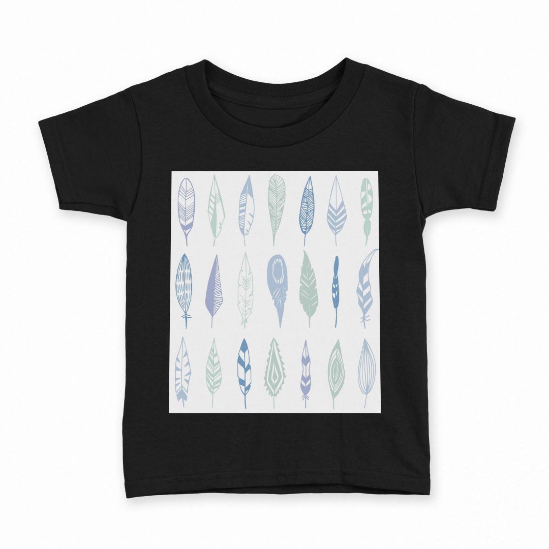 tシャツ キッズ 半袖 黒地 ブラック デザイン 90 100 110 120 130 140 150 Tシャツ ティーシャツ T shirt 上記で使用したデザインTシャツはこちら▼キッズ用Tシャツ　ブラック全デザインはこちらから▼ ▼キッズ用Tシャツ　グレー・ホワイト全デザインはこちらから▼商品特徴・15000デザインから選べる！デザインTシャツ！ ・洗濯も赤ちゃんにも安心なウェアプリント 　UltraChrome DGインクは洗濯に対しても色落ちが少なく、高い堅牢度が実証されています。 ・着心地や素材感にこだわった、上質なTシャツ。 ・1枚でも様になる万能型Tシャツ。 ・「よれない」「透けない」「長持ちする」という三大要素をすべて兼ね備えたTシャツです。 素材 ブラック：綿　100％ 注意事項画像はサンプルですので、Tシャツの大きさが若干異なる場合があります。ご覧の環境によっては多少色味に違いを感じる場合がございます。 イメージと違った、モニターと色味が異なるという理由での交換や返金はご対応出来かねます。 写真のカラーは可能な限り実際の商品に色味を近づけていますが、WEBの性質上ご使用のパソコンの設定や環境でカラーが若干異なります。 ご注文後に1点1点制作する受注生産品のため、不良品以外のご返品や交換は固くお断り致します。 選択間違いも保証対象外となりますため、ご注文の際は必ずサイズやカラーをご確認下さい。洗濯の際は、商品の色あせを避けるため手洗いをおすすめします。 つけ置き洗いは避けてください。 タンブラー乾燥はお控えください。発送について完全受注生産のハンドメイド商品となりますので、既製品と比べて発送までお時間を頂いています。 基本的に決済確認後、最大で10営業日での発送となります。繁忙期や休業日明けの場合はさらに時間がかかる場合があります。 その際には別途メールにてご連絡致します。メール便の場合、発送日から到着までに2〜4日ほどかかる場合が多く、紛失などの保障もご対応できかねます。あらかじめご了承下さい。