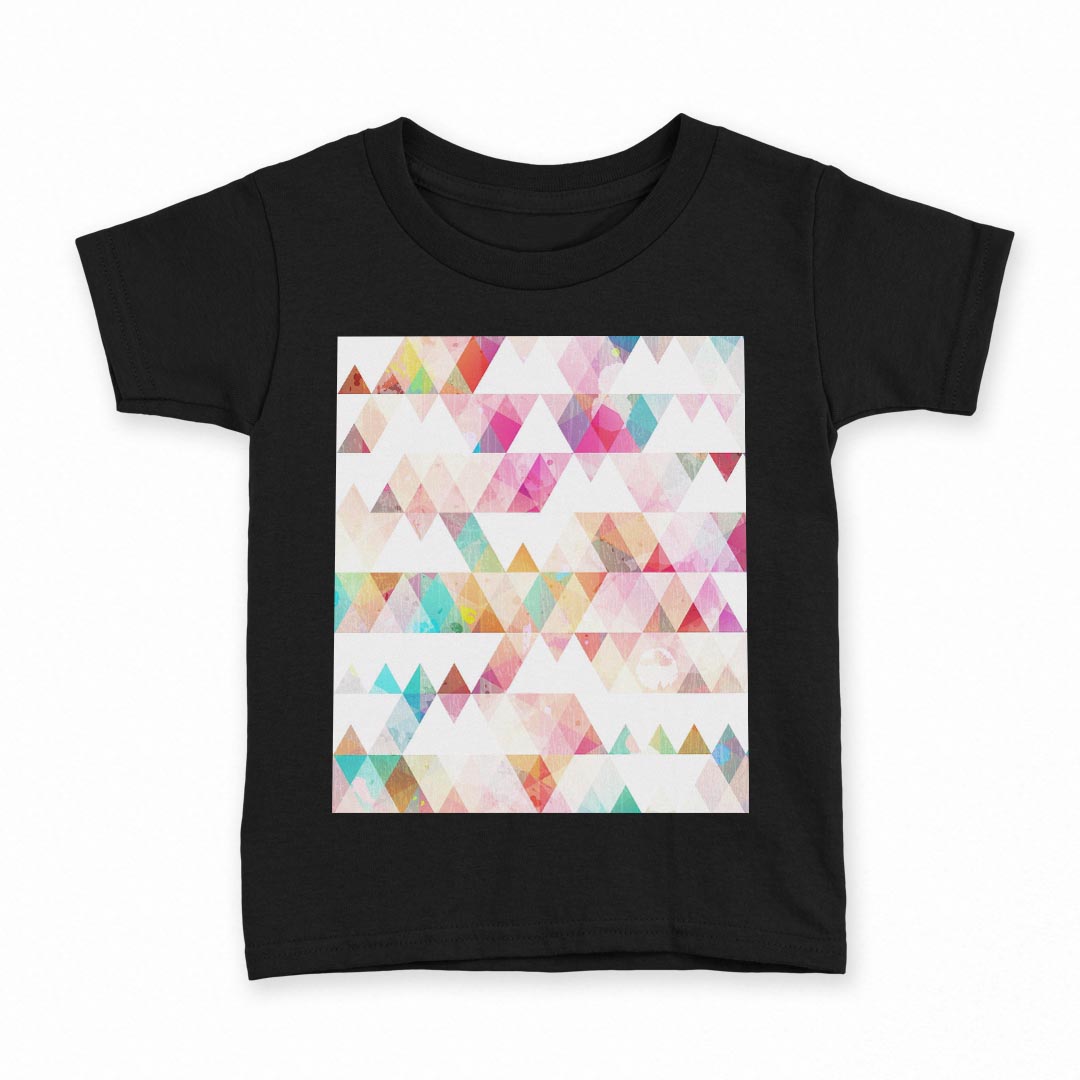tシャツ キッズ 半袖 黒地 ブラック デザイン 90 100 110 120 130 140 150 Tシャツ ティーシャツ T shirt 上記で使用したデザインTシャツはこちら▼キッズ用Tシャツ　ブラック全デザインはこちらから▼ ▼キッズ用Tシャツ　グレー・ホワイト全デザインはこちらから▼商品特徴・15000デザインから選べる！デザインTシャツ！ ・洗濯も赤ちゃんにも安心なウェアプリント 　UltraChrome DGインクは洗濯に対しても色落ちが少なく、高い堅牢度が実証されています。 ・着心地や素材感にこだわった、上質なTシャツ。 ・1枚でも様になる万能型Tシャツ。 ・「よれない」「透けない」「長持ちする」という三大要素をすべて兼ね備えたTシャツです。 素材 ブラック：綿　100％ 注意事項画像はサンプルですので、Tシャツの大きさが若干異なる場合があります。ご覧の環境によっては多少色味に違いを感じる場合がございます。 イメージと違った、モニターと色味が異なるという理由での交換や返金はご対応出来かねます。 写真のカラーは可能な限り実際の商品に色味を近づけていますが、WEBの性質上ご使用のパソコンの設定や環境でカラーが若干異なります。 ご注文後に1点1点制作する受注生産品のため、不良品以外のご返品や交換は固くお断り致します。 選択間違いも保証対象外となりますため、ご注文の際は必ずサイズやカラーをご確認下さい。洗濯の際は、商品の色あせを避けるため手洗いをおすすめします。 つけ置き洗いは避けてください。 タンブラー乾燥はお控えください。発送について完全受注生産のハンドメイド商品となりますので、既製品と比べて発送までお時間を頂いています。 基本的に決済確認後、最大で10営業日での発送となります。繁忙期や休業日明けの場合はさらに時間がかかる場合があります。 その際には別途メールにてご連絡致します。メール便の場合、発送日から到着までに2〜4日ほどかかる場合が多く、紛失などの保障もご対応できかねます。あらかじめご了承下さい。