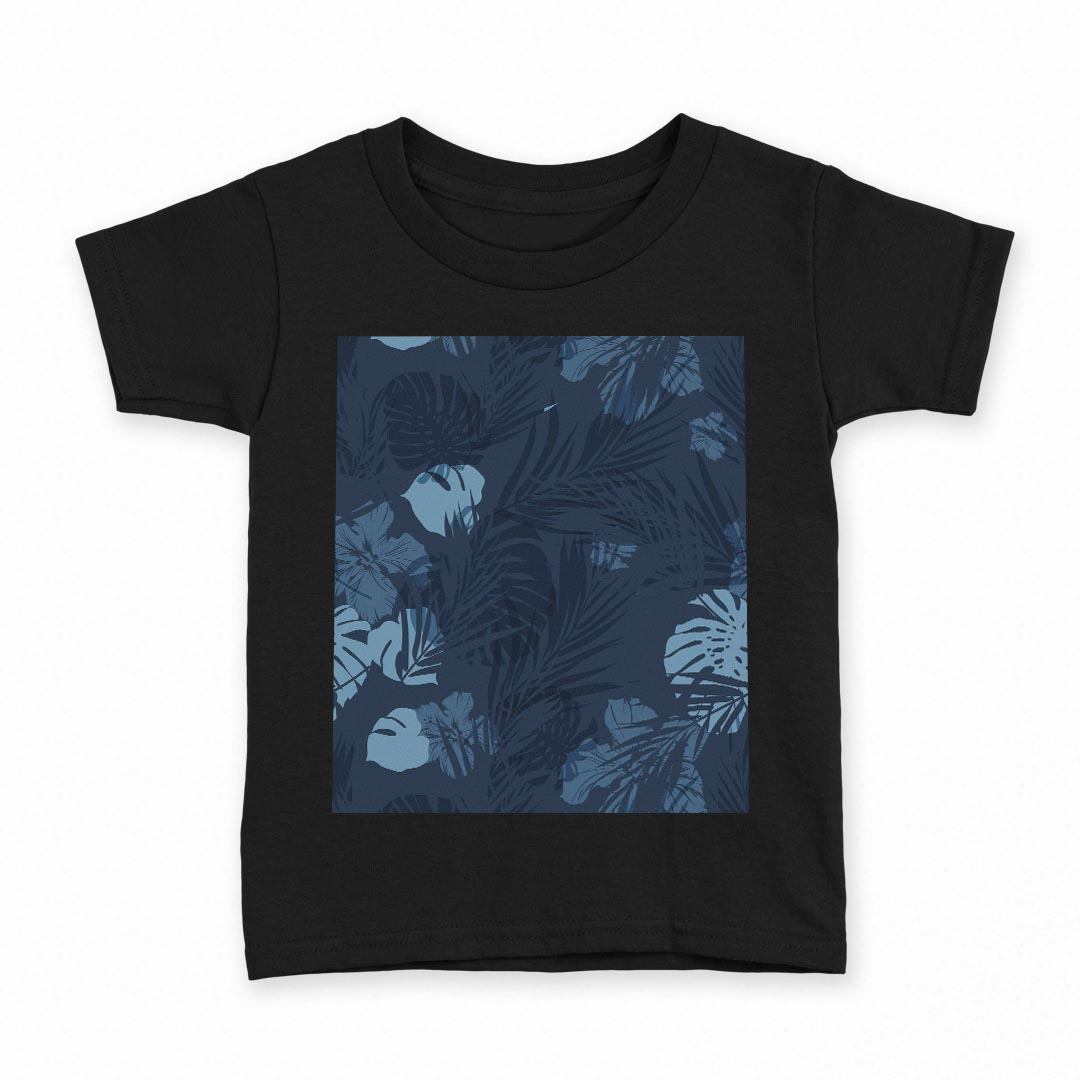 tシャツ キッズ 半袖 黒地 ブラック デザイン 90 100 110 120 130 140 150 Tシャツ ティーシャツ T shirt 上記で使用したデザインTシャツはこちら▼キッズ用Tシャツ　ブラック全デザインはこちらから▼ ▼キッズ用Tシャツ　グレー・ホワイト全デザインはこちらから▼商品特徴・15000デザインから選べる！デザインTシャツ！ ・洗濯も赤ちゃんにも安心なウェアプリント 　UltraChrome DGインクは洗濯に対しても色落ちが少なく、高い堅牢度が実証されています。 ・着心地や素材感にこだわった、上質なTシャツ。 ・1枚でも様になる万能型Tシャツ。 ・「よれない」「透けない」「長持ちする」という三大要素をすべて兼ね備えたTシャツです。 素材 ブラック：綿　100％ 注意事項画像はサンプルですので、Tシャツの大きさが若干異なる場合があります。ご覧の環境によっては多少色味に違いを感じる場合がございます。 イメージと違った、モニターと色味が異なるという理由での交換や返金はご対応出来かねます。 写真のカラーは可能な限り実際の商品に色味を近づけていますが、WEBの性質上ご使用のパソコンの設定や環境でカラーが若干異なります。 ご注文後に1点1点制作する受注生産品のため、不良品以外のご返品や交換は固くお断り致します。 選択間違いも保証対象外となりますため、ご注文の際は必ずサイズやカラーをご確認下さい。洗濯の際は、商品の色あせを避けるため手洗いをおすすめします。 つけ置き洗いは避けてください。 タンブラー乾燥はお控えください。発送について完全受注生産のハンドメイド商品となりますので、既製品と比べて発送までお時間を頂いています。 基本的に決済確認後、最大で10営業日での発送となります。繁忙期や休業日明けの場合はさらに時間がかかる場合があります。 その際には別途メールにてご連絡致します。メール便の場合、発送日から到着までに2〜4日ほどかかる場合が多く、紛失などの保障もご対応できかねます。あらかじめご了承下さい。