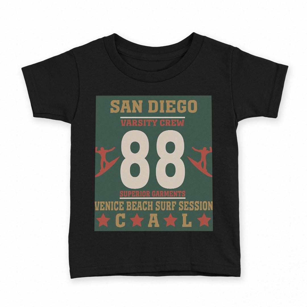 tシャツ キッズ 半袖 黒地 ブラック デザイン 90 100 110 120 130 140 150 Tシャツ ティーシャツ T shirt 上記で使用したデザインTシャツはこちら▼キッズ用Tシャツ　ブラック全デザインはこちらから▼ ▼キッズ用Tシャツ　グレー・ホワイト全デザインはこちらから▼商品特徴・15000デザインから選べる！デザインTシャツ！ ・洗濯も赤ちゃんにも安心なウェアプリント 　UltraChrome DGインクは洗濯に対しても色落ちが少なく、高い堅牢度が実証されています。 ・着心地や素材感にこだわった、上質なTシャツ。 ・1枚でも様になる万能型Tシャツ。 ・「よれない」「透けない」「長持ちする」という三大要素をすべて兼ね備えたTシャツです。 素材 ブラック：綿　100％ 注意事項画像はサンプルですので、Tシャツの大きさが若干異なる場合があります。ご覧の環境によっては多少色味に違いを感じる場合がございます。 イメージと違った、モニターと色味が異なるという理由での交換や返金はご対応出来かねます。 写真のカラーは可能な限り実際の商品に色味を近づけていますが、WEBの性質上ご使用のパソコンの設定や環境でカラーが若干異なります。 ご注文後に1点1点制作する受注生産品のため、不良品以外のご返品や交換は固くお断り致します。 選択間違いも保証対象外となりますため、ご注文の際は必ずサイズやカラーをご確認下さい。洗濯の際は、商品の色あせを避けるため手洗いをおすすめします。 つけ置き洗いは避けてください。 タンブラー乾燥はお控えください。発送について完全受注生産のハンドメイド商品となりますので、既製品と比べて発送までお時間を頂いています。 基本的に決済確認後、最大で10営業日での発送となります。繁忙期や休業日明けの場合はさらに時間がかかる場合があります。 その際には別途メールにてご連絡致します。メール便の場合、発送日から到着までに2〜4日ほどかかる場合が多く、紛失などの保障もご対応できかねます。あらかじめご了承下さい。