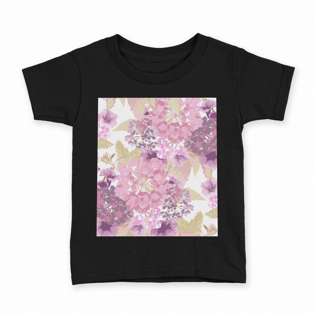 tシャツ キッズ 半袖 黒地 ブラック デザイン 90 100 110 120 130 140 150 Tシャツ ティーシャツ T shirt 上記で使用したデザインTシャツはこちら▼キッズ用Tシャツ　ブラック全デザインはこちらから▼ ▼キッズ用Tシャツ　グレー・ホワイト全デザインはこちらから▼商品特徴・15000デザインから選べる！デザインTシャツ！ ・洗濯も赤ちゃんにも安心なウェアプリント 　UltraChrome DGインクは洗濯に対しても色落ちが少なく、高い堅牢度が実証されています。 ・着心地や素材感にこだわった、上質なTシャツ。 ・1枚でも様になる万能型Tシャツ。 ・「よれない」「透けない」「長持ちする」という三大要素をすべて兼ね備えたTシャツです。 素材 ブラック：綿　100％ 注意事項画像はサンプルですので、Tシャツの大きさが若干異なる場合があります。ご覧の環境によっては多少色味に違いを感じる場合がございます。 イメージと違った、モニターと色味が異なるという理由での交換や返金はご対応出来かねます。 写真のカラーは可能な限り実際の商品に色味を近づけていますが、WEBの性質上ご使用のパソコンの設定や環境でカラーが若干異なります。 ご注文後に1点1点制作する受注生産品のため、不良品以外のご返品や交換は固くお断り致します。 選択間違いも保証対象外となりますため、ご注文の際は必ずサイズやカラーをご確認下さい。洗濯の際は、商品の色あせを避けるため手洗いをおすすめします。 つけ置き洗いは避けてください。 タンブラー乾燥はお控えください。発送について完全受注生産のハンドメイド商品となりますので、既製品と比べて発送までお時間を頂いています。 基本的に決済確認後、最大で10営業日での発送となります。繁忙期や休業日明けの場合はさらに時間がかかる場合があります。 その際には別途メールにてご連絡致します。メール便の場合、発送日から到着までに2〜4日ほどかかる場合が多く、紛失などの保障もご対応できかねます。あらかじめご了承下さい。