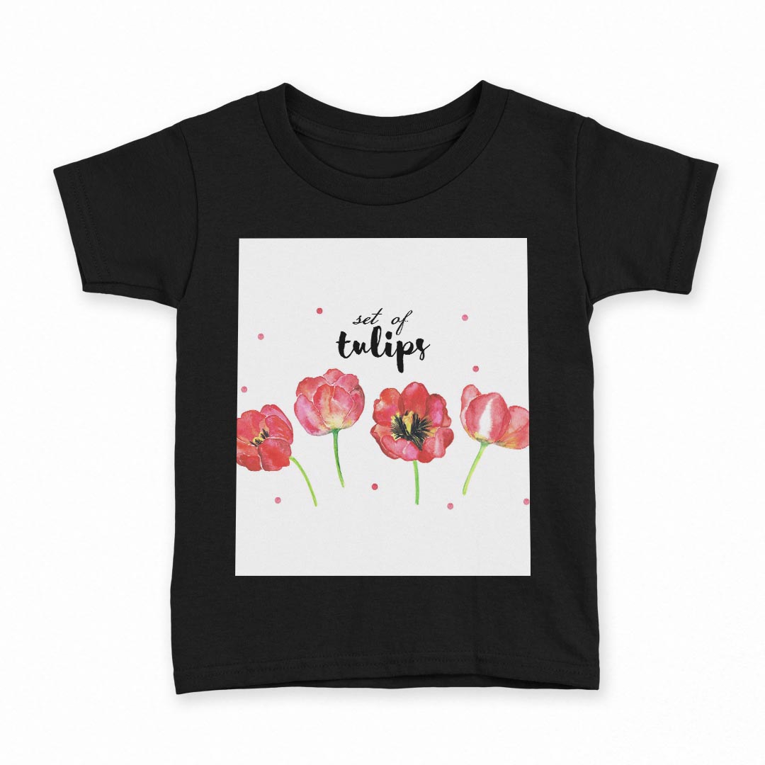 tシャツ キッズ 半袖 黒地 ブラック デザイン 90 100 110 120 130 140 150 Tシャツ ティーシャツ T shirt 上記で使用したデザインTシャツはこちら▼キッズ用Tシャツ　ブラック全デザインはこちらから▼ ▼キッズ用Tシャツ　グレー・ホワイト全デザインはこちらから▼商品特徴・15000デザインから選べる！デザインTシャツ！ ・洗濯も赤ちゃんにも安心なウェアプリント 　UltraChrome DGインクは洗濯に対しても色落ちが少なく、高い堅牢度が実証されています。 ・着心地や素材感にこだわった、上質なTシャツ。 ・1枚でも様になる万能型Tシャツ。 ・「よれない」「透けない」「長持ちする」という三大要素をすべて兼ね備えたTシャツです。 素材 ブラック：綿　100％ 注意事項画像はサンプルですので、Tシャツの大きさが若干異なる場合があります。ご覧の環境によっては多少色味に違いを感じる場合がございます。 イメージと違った、モニターと色味が異なるという理由での交換や返金はご対応出来かねます。 写真のカラーは可能な限り実際の商品に色味を近づけていますが、WEBの性質上ご使用のパソコンの設定や環境でカラーが若干異なります。 ご注文後に1点1点制作する受注生産品のため、不良品以外のご返品や交換は固くお断り致します。 選択間違いも保証対象外となりますため、ご注文の際は必ずサイズやカラーをご確認下さい。洗濯の際は、商品の色あせを避けるため手洗いをおすすめします。 つけ置き洗いは避けてください。 タンブラー乾燥はお控えください。発送について完全受注生産のハンドメイド商品となりますので、既製品と比べて発送までお時間を頂いています。 基本的に決済確認後、最大で10営業日での発送となります。繁忙期や休業日明けの場合はさらに時間がかかる場合があります。 その際には別途メールにてご連絡致します。メール便の場合、発送日から到着までに2〜4日ほどかかる場合が多く、紛失などの保障もご対応できかねます。あらかじめご了承下さい。