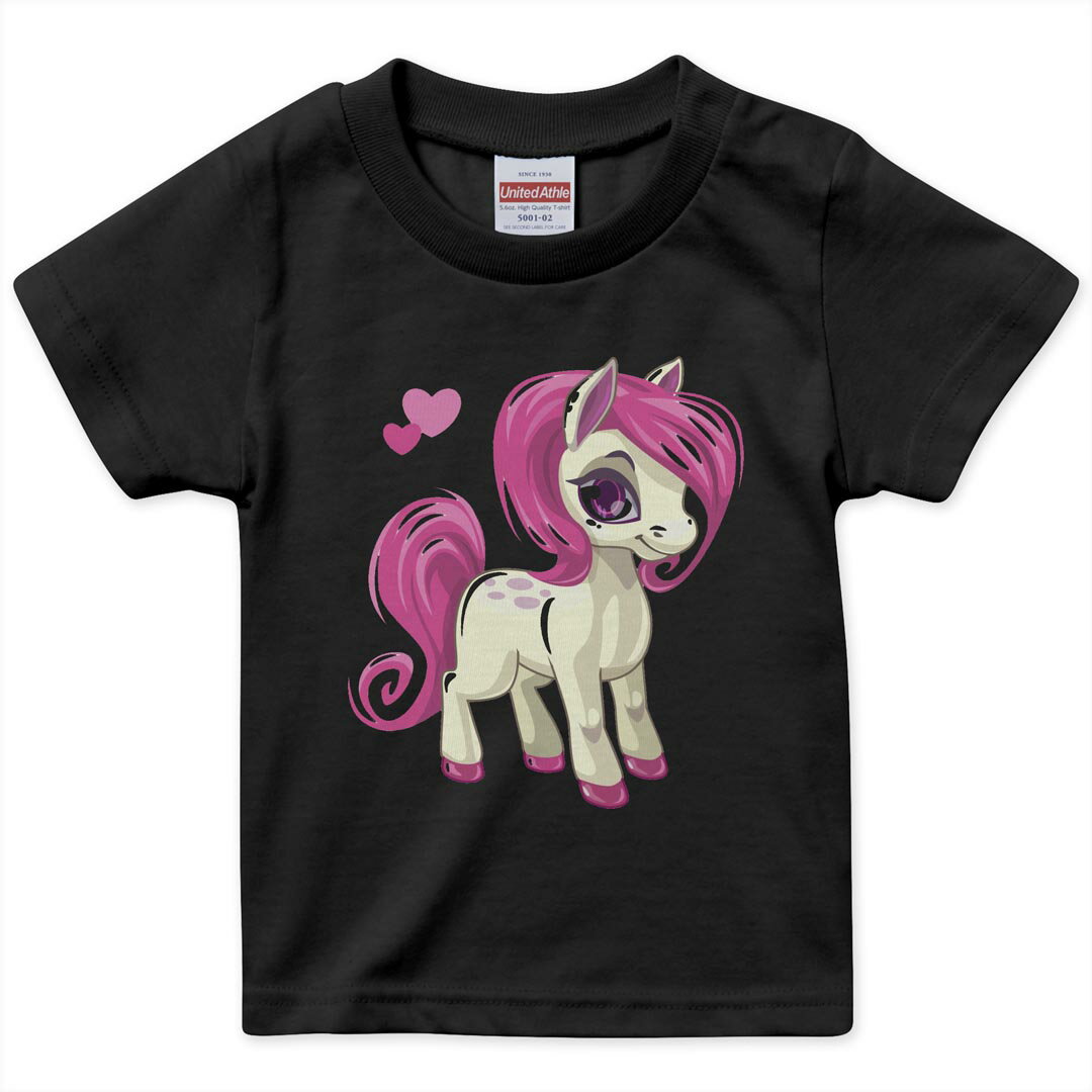 tシャツ キッズ 半袖 黒地 ブラック デザイン 90 100 110 120 130 140 150 Tシャツ ティーシャツ T shirt 上記で使用したデザインTシャツはこちら▼キッズ用Tシャツ　ブラック全デザインはこちらから▼ ▼キッズ用Tシャツ　グレー・ホワイト全デザインはこちらから▼商品特徴・15000デザインから選べる！デザインTシャツ！ ・洗濯も赤ちゃんにも安心なウェアプリント 　UltraChrome DGインクは洗濯に対しても色落ちが少なく、高い堅牢度が実証されています。 ・着心地や素材感にこだわった、上質なTシャツ。 ・1枚でも様になる万能型Tシャツ。 ・「よれない」「透けない」「長持ちする」という三大要素をすべて兼ね備えたTシャツです。 素材 ブラック：綿　100％ 注意事項画像はサンプルですので、Tシャツの大きさが若干異なる場合があります。ご覧の環境によっては多少色味に違いを感じる場合がございます。 イメージと違った、モニターと色味が異なるという理由での交換や返金はご対応出来かねます。 写真のカラーは可能な限り実際の商品に色味を近づけていますが、WEBの性質上ご使用のパソコンの設定や環境でカラーが若干異なります。 ご注文後に1点1点制作する受注生産品のため、不良品以外のご返品や交換は固くお断り致します。 選択間違いも保証対象外となりますため、ご注文の際は必ずサイズやカラーをご確認下さい。洗濯の際は、商品の色あせを避けるため手洗いをおすすめします。 つけ置き洗いは避けてください。 タンブラー乾燥はお控えください。発送について完全受注生産のハンドメイド商品となりますので、既製品と比べて発送までお時間を頂いています。 基本的に決済確認後、最大で10営業日での発送となります。繁忙期や休業日明けの場合はさらに時間がかかる場合があります。 その際には別途メールにてご連絡致します。メール便の場合、発送日から到着までに2〜4日ほどかかる場合が多く、紛失などの保障もご対応できかねます。あらかじめご了承下さい。