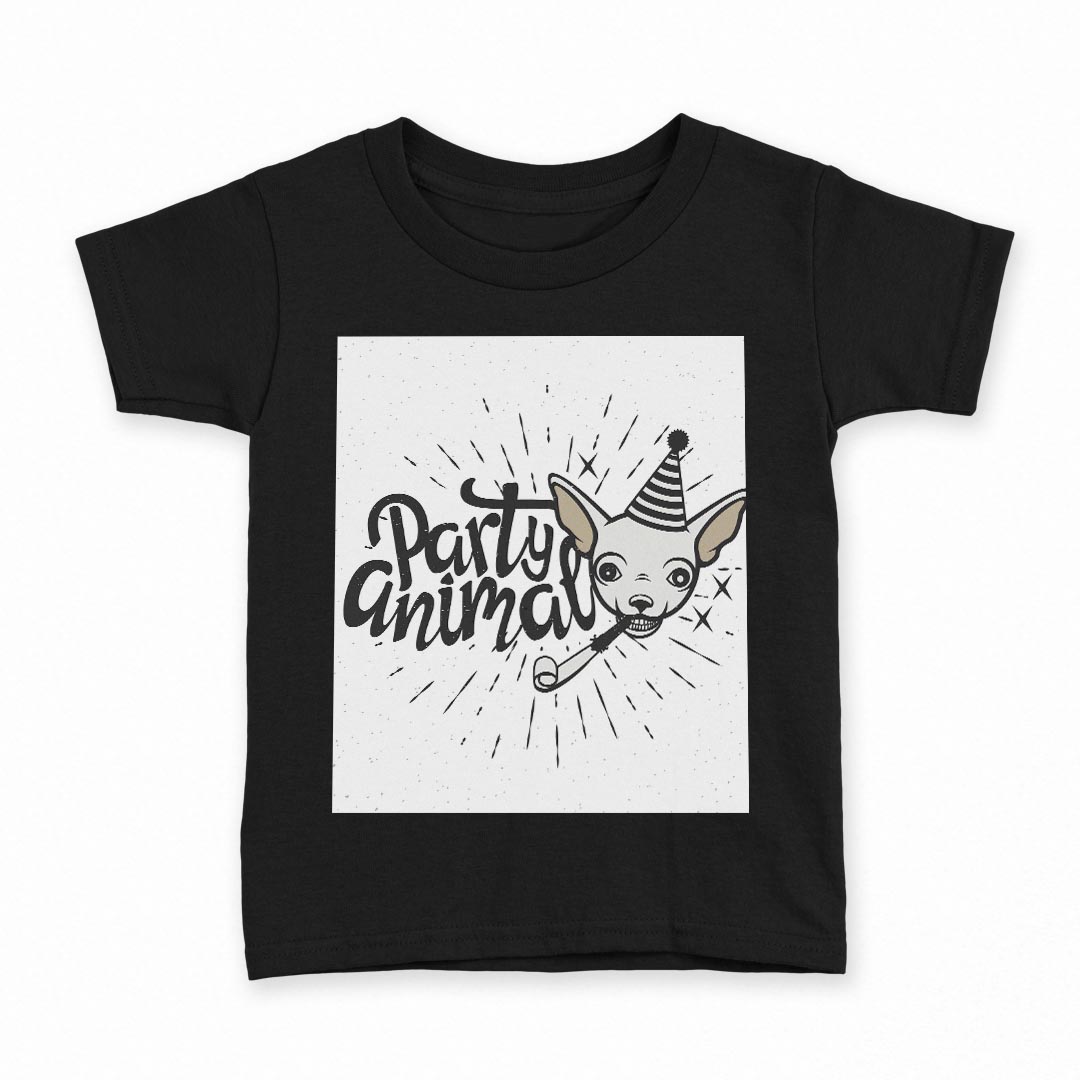 tシャツ キッズ 半袖 黒地 ブラック デザイン 90 100 110 120 130 140 150 Tシャツ ティーシャツ T shirt 上記で使用したデザインTシャツはこちら▼キッズ用Tシャツ　ブラック全デザインはこちらから▼ ▼キッズ用Tシャツ　グレー・ホワイト全デザインはこちらから▼商品特徴・15000デザインから選べる！デザインTシャツ！ ・洗濯も赤ちゃんにも安心なウェアプリント 　UltraChrome DGインクは洗濯に対しても色落ちが少なく、高い堅牢度が実証されています。 ・着心地や素材感にこだわった、上質なTシャツ。 ・1枚でも様になる万能型Tシャツ。 ・「よれない」「透けない」「長持ちする」という三大要素をすべて兼ね備えたTシャツです。 素材 ブラック：綿　100％ 注意事項画像はサンプルですので、Tシャツの大きさが若干異なる場合があります。ご覧の環境によっては多少色味に違いを感じる場合がございます。 イメージと違った、モニターと色味が異なるという理由での交換や返金はご対応出来かねます。 写真のカラーは可能な限り実際の商品に色味を近づけていますが、WEBの性質上ご使用のパソコンの設定や環境でカラーが若干異なります。 ご注文後に1点1点制作する受注生産品のため、不良品以外のご返品や交換は固くお断り致します。 選択間違いも保証対象外となりますため、ご注文の際は必ずサイズやカラーをご確認下さい。洗濯の際は、商品の色あせを避けるため手洗いをおすすめします。 つけ置き洗いは避けてください。 タンブラー乾燥はお控えください。発送について完全受注生産のハンドメイド商品となりますので、既製品と比べて発送までお時間を頂いています。 基本的に決済確認後、最大で10営業日での発送となります。繁忙期や休業日明けの場合はさらに時間がかかる場合があります。 その際には別途メールにてご連絡致します。メール便の場合、発送日から到着までに2〜4日ほどかかる場合が多く、紛失などの保障もご対応できかねます。あらかじめご了承下さい。