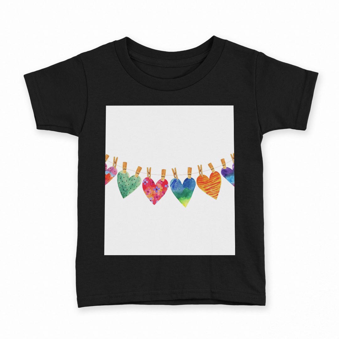 tシャツ キッズ 半袖 黒地 ブラック デザイン 90 100 110 120 130 140 150 Tシャツ ティーシャツ T shirt 上記で使用したデザインTシャツはこちら▼キッズ用Tシャツ　ブラック全デザインはこちらから▼ ▼キッズ用Tシャツ　グレー・ホワイト全デザインはこちらから▼商品特徴・15000デザインから選べる！デザインTシャツ！ ・洗濯も赤ちゃんにも安心なウェアプリント 　UltraChrome DGインクは洗濯に対しても色落ちが少なく、高い堅牢度が実証されています。 ・着心地や素材感にこだわった、上質なTシャツ。 ・1枚でも様になる万能型Tシャツ。 ・「よれない」「透けない」「長持ちする」という三大要素をすべて兼ね備えたTシャツです。 素材 ブラック：綿　100％ 注意事項画像はサンプルですので、Tシャツの大きさが若干異なる場合があります。ご覧の環境によっては多少色味に違いを感じる場合がございます。 イメージと違った、モニターと色味が異なるという理由での交換や返金はご対応出来かねます。 写真のカラーは可能な限り実際の商品に色味を近づけていますが、WEBの性質上ご使用のパソコンの設定や環境でカラーが若干異なります。 ご注文後に1点1点制作する受注生産品のため、不良品以外のご返品や交換は固くお断り致します。 選択間違いも保証対象外となりますため、ご注文の際は必ずサイズやカラーをご確認下さい。洗濯の際は、商品の色あせを避けるため手洗いをおすすめします。 つけ置き洗いは避けてください。 タンブラー乾燥はお控えください。発送について完全受注生産のハンドメイド商品となりますので、既製品と比べて発送までお時間を頂いています。 基本的に決済確認後、最大で10営業日での発送となります。繁忙期や休業日明けの場合はさらに時間がかかる場合があります。 その際には別途メールにてご連絡致します。メール便の場合、発送日から到着までに2〜4日ほどかかる場合が多く、紛失などの保障もご対応できかねます。あらかじめご了承下さい。