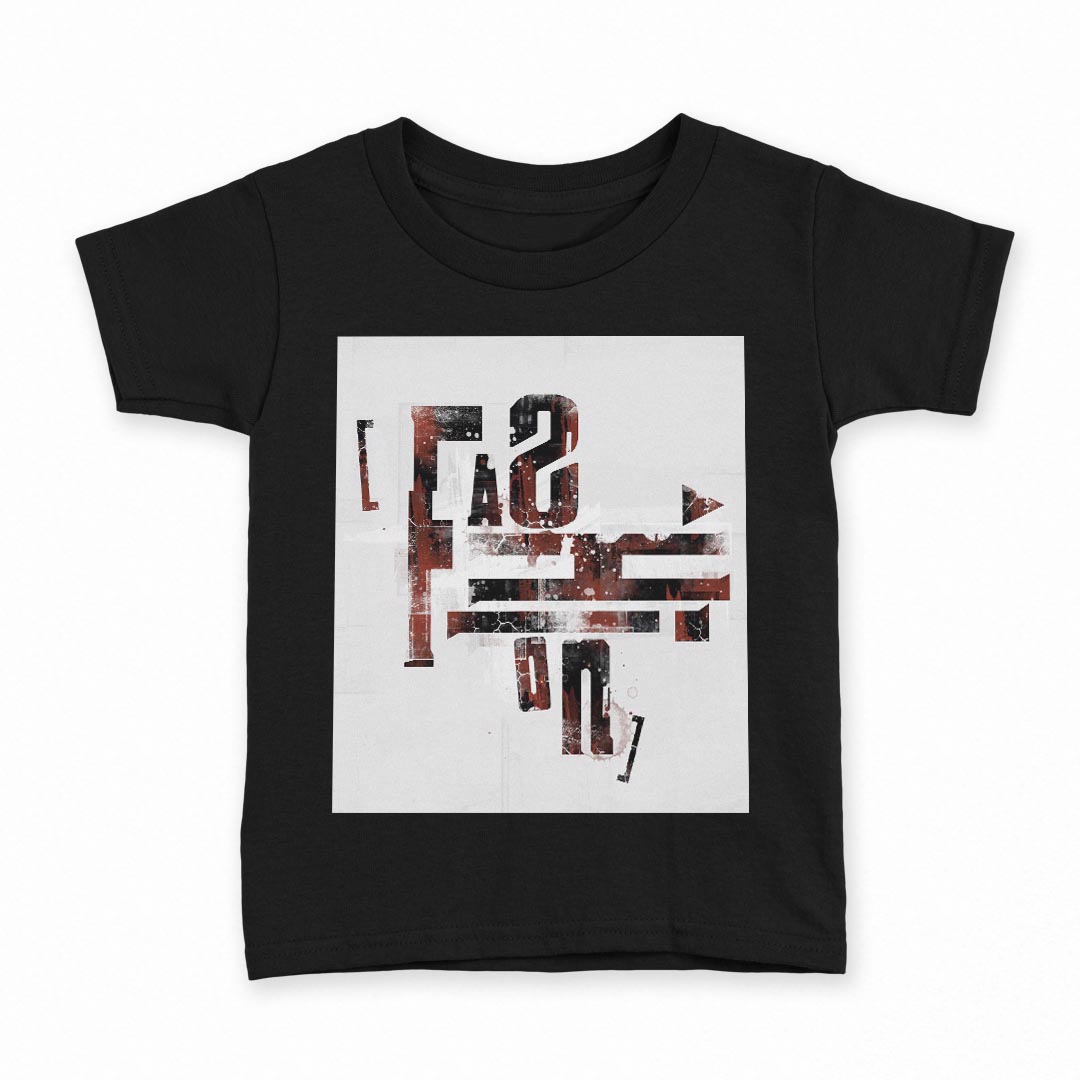 tシャツ キッズ 半袖 黒地 ブラック デザイン 90 100 110 120 130 140 150 Tシャツ ティーシャツ T shirt 上記で使用したデザインTシャツはこちら▼キッズ用Tシャツ　ブラック全デザインはこちらから▼ ▼キッズ用Tシャツ　グレー・ホワイト全デザインはこちらから▼商品特徴・15000デザインから選べる！デザインTシャツ！ ・洗濯も赤ちゃんにも安心なウェアプリント 　UltraChrome DGインクは洗濯に対しても色落ちが少なく、高い堅牢度が実証されています。 ・着心地や素材感にこだわった、上質なTシャツ。 ・1枚でも様になる万能型Tシャツ。 ・「よれない」「透けない」「長持ちする」という三大要素をすべて兼ね備えたTシャツです。 素材 ブラック：綿　100％ 注意事項画像はサンプルですので、Tシャツの大きさが若干異なる場合があります。ご覧の環境によっては多少色味に違いを感じる場合がございます。 イメージと違った、モニターと色味が異なるという理由での交換や返金はご対応出来かねます。 写真のカラーは可能な限り実際の商品に色味を近づけていますが、WEBの性質上ご使用のパソコンの設定や環境でカラーが若干異なります。 ご注文後に1点1点制作する受注生産品のため、不良品以外のご返品や交換は固くお断り致します。 選択間違いも保証対象外となりますため、ご注文の際は必ずサイズやカラーをご確認下さい。洗濯の際は、商品の色あせを避けるため手洗いをおすすめします。 つけ置き洗いは避けてください。 タンブラー乾燥はお控えください。発送について完全受注生産のハンドメイド商品となりますので、既製品と比べて発送までお時間を頂いています。 基本的に決済確認後、最大で10営業日での発送となります。繁忙期や休業日明けの場合はさらに時間がかかる場合があります。 その際には別途メールにてご連絡致します。メール便の場合、発送日から到着までに2〜4日ほどかかる場合が多く、紛失などの保障もご対応できかねます。あらかじめご了承下さい。
