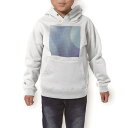 パーカー キッズ ホワイト グレー ブラック デザイン 110 130 150 parker hooded sweatshirt フーディ 白　黒　灰色 子供 男の子 女の子 上記で使用したデザインはこちら▼キッズパーカー全デザインはこちらから▼商品特徴・15000デザインから選べる！デザインパーカー！ ・洗濯も赤ちゃんにも安心なウェアプリント 　UltraChrome DGインクは洗濯に対しても色落ちが少なく、高い堅牢度が実証されています。・すっきりとしたシルエットでスマートに着こなせるプルオーバーパーカーです。 素材 綿　100％ 裏パイル　※キッズサイズはフードひもはついておりません。 注意事項画像はサンプルですので、パーカーの大きさが若干異なる場合があります。ご覧の環境によっては多少色味に違いを感じる場合がございます。 デザイン部分の色合いはパーカーの色によって異なりますので、商品画像をお確かめください。イメージと違った、モニターと色味が異なるという理由での交換や返金はご対応出来かねます。 写真のカラーは可能な限り実際の商品に色味を近づけていますが、WEBの性質上ご使用のパソコンの設定や環境でカラーが若干異なります。 ご注文後に1点1点制作する受注生産品のため、不良品以外のご返品や交換は固くお断り致します。 選択間違いも保証対象外となりますため、ご注文の際は必ずサイズやカラーをご確認下さい。洗濯の際は、商品の色あせを避けるため手洗いをおすすめします。 つけ置き洗いは避けてください。 タンブラー乾燥はお控えください。 印刷範囲について パーカーのサイズによって印刷範囲が異なります。110cmサイズは上記の参考画像をお確かめのください。 発送について完全受注生産のハンドメイド商品となりますので、既製品と比べて発送までお時間を頂いています。 基本的に決済確認後、最大で10営業日での発送となります。繁忙期や休業日明けの場合はさらに時間がかかる場合があります。 その際には別途メールにてご連絡致します。メール便の場合、発送日から到着までに2〜4日ほどかかる場合が多く、紛失などの保障もご対応できかねます。あらかじめご了承下さい。