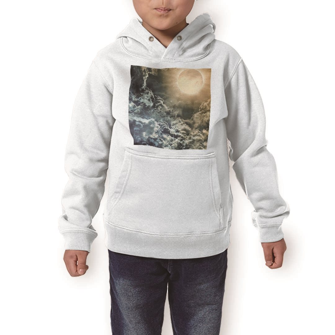 パーカー キッズ ホワイト グレー ブラック デザイン 110 130 150 parker hooded sweatshirt フーディ 白　黒　灰色 子供 男の子 女の子 上記で使用したデザインはこちら▼キッズパーカー全デザインはこちらから▼商品特徴・15000デザインから選べる！デザインパーカー！ ・洗濯も赤ちゃんにも安心なウェアプリント 　UltraChrome DGインクは洗濯に対しても色落ちが少なく、高い堅牢度が実証されています。・すっきりとしたシルエットでスマートに着こなせるプルオーバーパーカーです。 素材 綿　100％ 裏パイル　※キッズサイズはフードひもはついておりません。 注意事項画像はサンプルですので、パーカーの大きさが若干異なる場合があります。ご覧の環境によっては多少色味に違いを感じる場合がございます。 デザイン部分の色合いはパーカーの色によって異なりますので、商品画像をお確かめください。イメージと違った、モニターと色味が異なるという理由での交換や返金はご対応出来かねます。 写真のカラーは可能な限り実際の商品に色味を近づけていますが、WEBの性質上ご使用のパソコンの設定や環境でカラーが若干異なります。 ご注文後に1点1点制作する受注生産品のため、不良品以外のご返品や交換は固くお断り致します。 選択間違いも保証対象外となりますため、ご注文の際は必ずサイズやカラーをご確認下さい。洗濯の際は、商品の色あせを避けるため手洗いをおすすめします。 つけ置き洗いは避けてください。 タンブラー乾燥はお控えください。 印刷範囲について パーカーのサイズによって印刷範囲が異なります。110cmサイズは上記の参考画像をお確かめのください。 発送について完全受注生産のハンドメイド商品となりますので、既製品と比べて発送までお時間を頂いています。 基本的に決済確認後、最大で10営業日での発送となります。繁忙期や休業日明けの場合はさらに時間がかかる場合があります。 その際には別途メールにてご連絡致します。メール便の場合、発送日から到着までに2〜4日ほどかかる場合が多く、紛失などの保障もご対応できかねます。あらかじめご了承下さい。