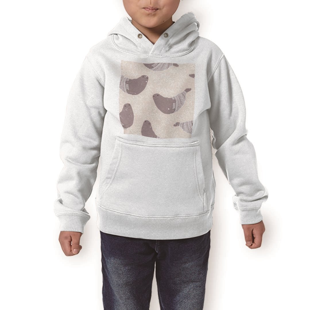 パーカー キッズ ホワイト グレー ブラック デザイン 110 130 150 parker hooded sweatshirt フーディ 白　黒　灰色 子供 男の子 女の子 上記で使用したデザインはこちら▼キッズパーカー全デザインはこちらから▼商品特徴・15000デザインから選べる！デザインパーカー！ ・洗濯も赤ちゃんにも安心なウェアプリント 　UltraChrome DGインクは洗濯に対しても色落ちが少なく、高い堅牢度が実証されています。・すっきりとしたシルエットでスマートに着こなせるプルオーバーパーカーです。 素材 綿　100％ 裏パイル　※キッズサイズはフードひもはついておりません。 注意事項画像はサンプルですので、パーカーの大きさが若干異なる場合があります。ご覧の環境によっては多少色味に違いを感じる場合がございます。 デザイン部分の色合いはパーカーの色によって異なりますので、商品画像をお確かめください。イメージと違った、モニターと色味が異なるという理由での交換や返金はご対応出来かねます。 写真のカラーは可能な限り実際の商品に色味を近づけていますが、WEBの性質上ご使用のパソコンの設定や環境でカラーが若干異なります。 ご注文後に1点1点制作する受注生産品のため、不良品以外のご返品や交換は固くお断り致します。 選択間違いも保証対象外となりますため、ご注文の際は必ずサイズやカラーをご確認下さい。洗濯の際は、商品の色あせを避けるため手洗いをおすすめします。 つけ置き洗いは避けてください。 タンブラー乾燥はお控えください。 印刷範囲について パーカーのサイズによって印刷範囲が異なります。110cmサイズは上記の参考画像をお確かめのください。 発送について完全受注生産のハンドメイド商品となりますので、既製品と比べて発送までお時間を頂いています。 基本的に決済確認後、最大で10営業日での発送となります。繁忙期や休業日明けの場合はさらに時間がかかる場合があります。 その際には別途メールにてご連絡致します。メール便の場合、発送日から到着までに2〜4日ほどかかる場合が多く、紛失などの保障もご対応できかねます。あらかじめご了承下さい。